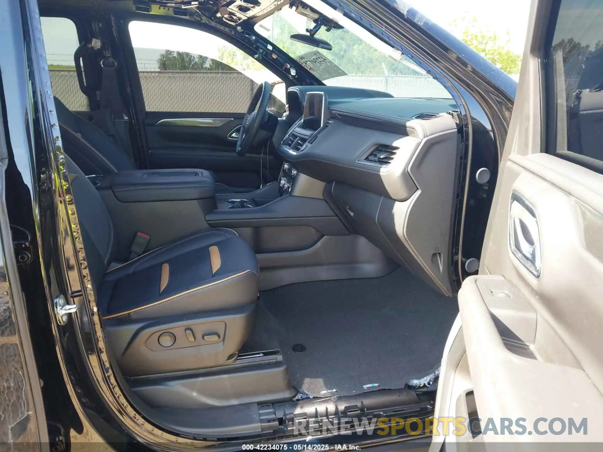 5 fotografías del automóvil dañado 1GKS2HKD1RR315789 GMC YUKON XL 2024