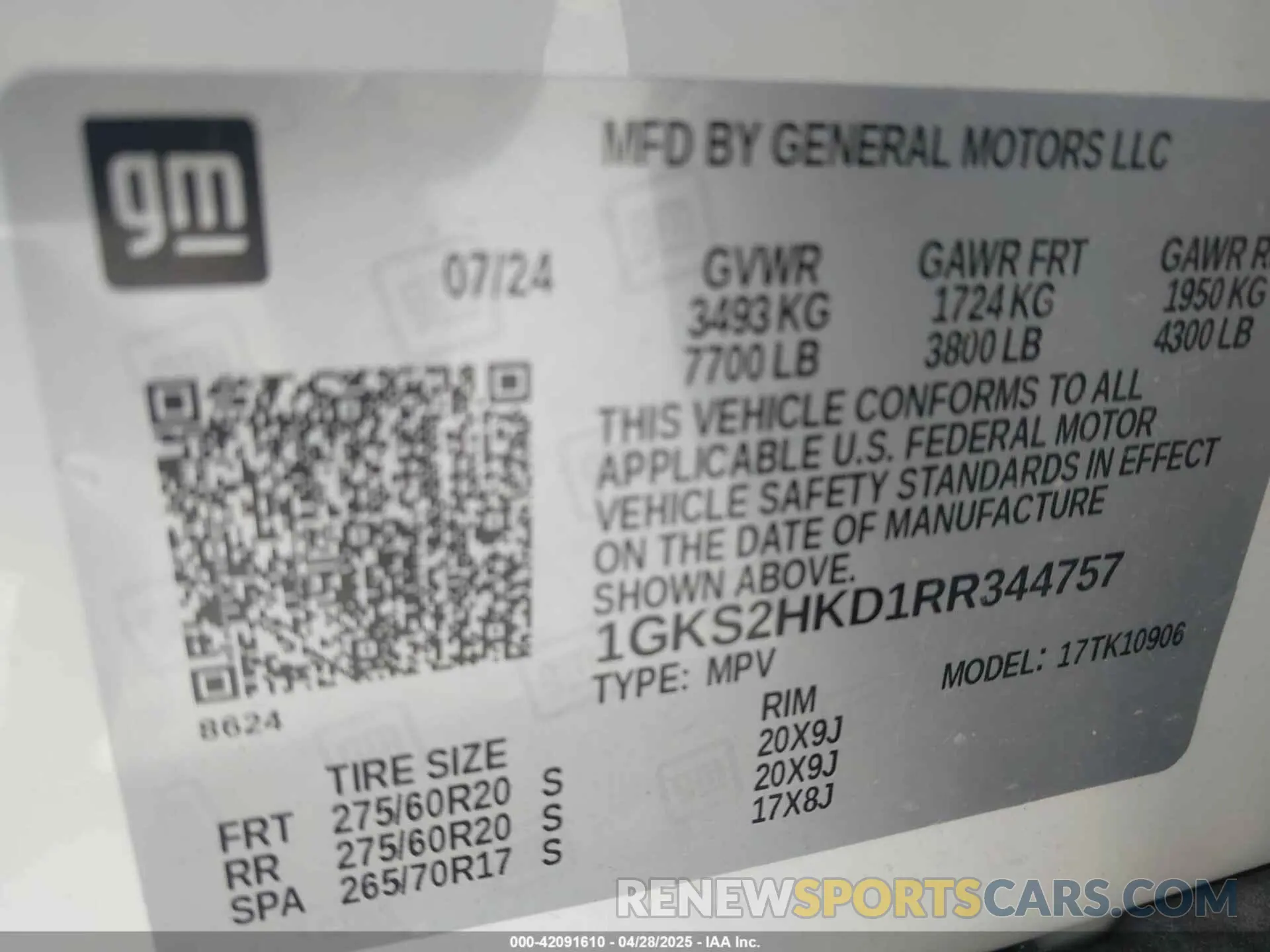 9 fotografías del automóvil dañado 1GKS2HKD1RR344757 GMC YUKON XL 2024