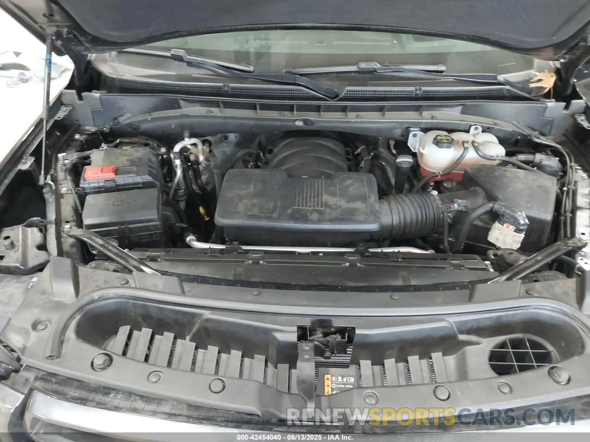 10 fotografías del automóvil dañado 1GKS2HKD7RR288484 GMC YUKON XL 2024