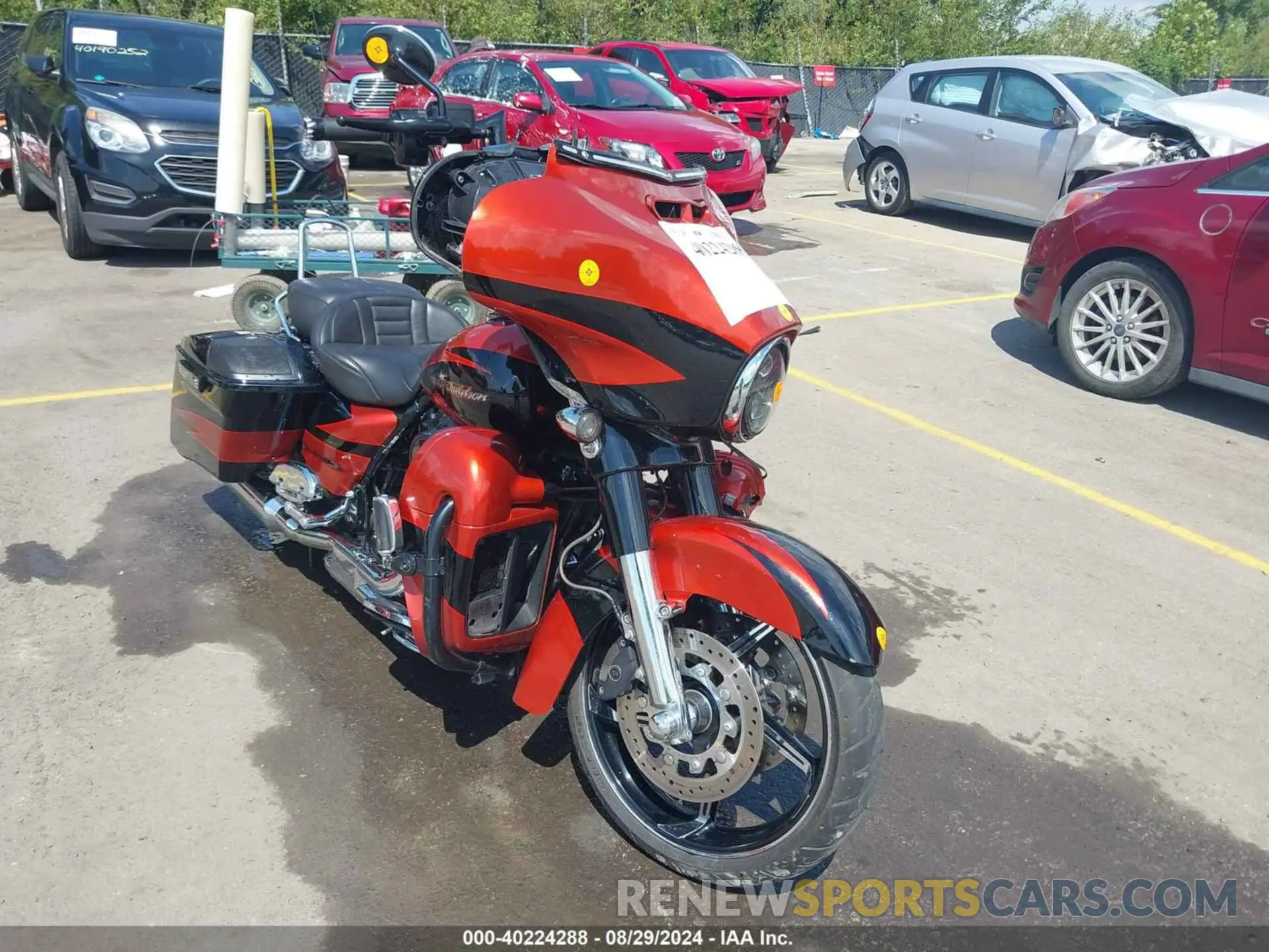 1 fotografías del automóvil dañado 1HD1PXF13HB958704 HARLEY-DAVIDSON FLHXSE 2017