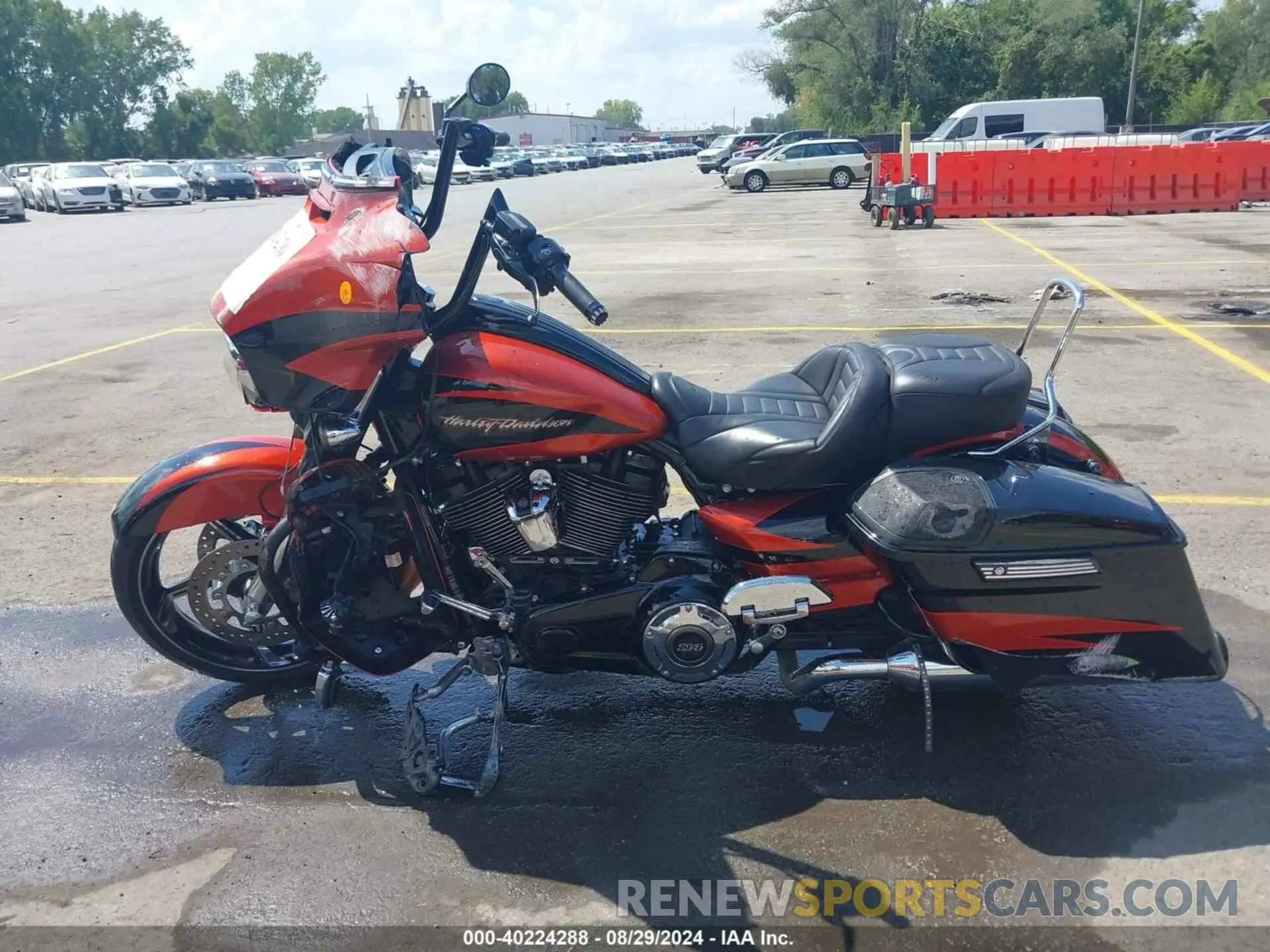 12 fotografías del automóvil dañado 1HD1PXF13HB958704 HARLEY-DAVIDSON FLHXSE 2017