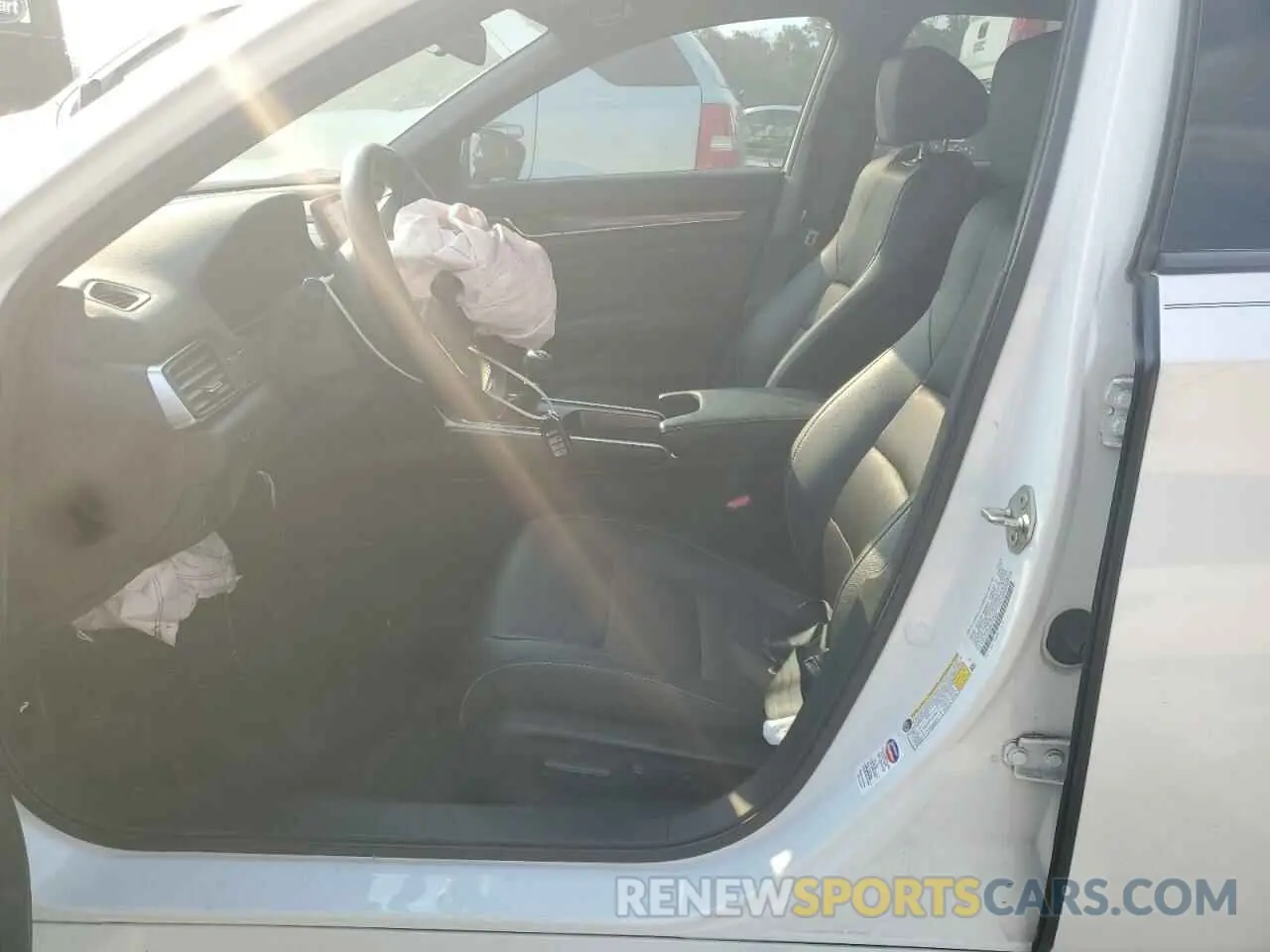 7 fotografías del automóvil dañado 1HGCV1E38KA100806 HONDA ACCORD 2019