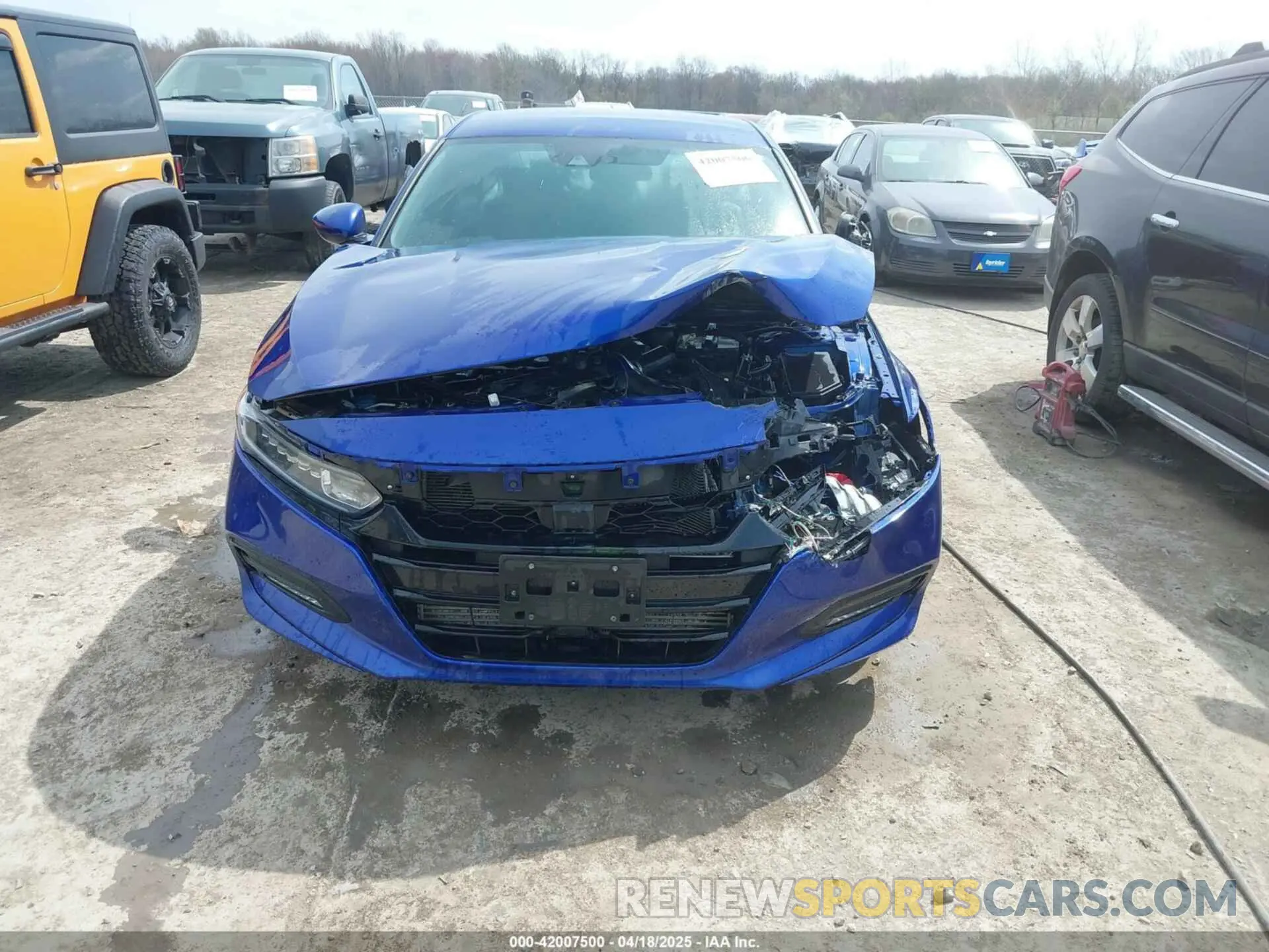 12 fotografías del automóvil dañado 1HGCV1E3XKA035621 HONDA ACCORD 2019