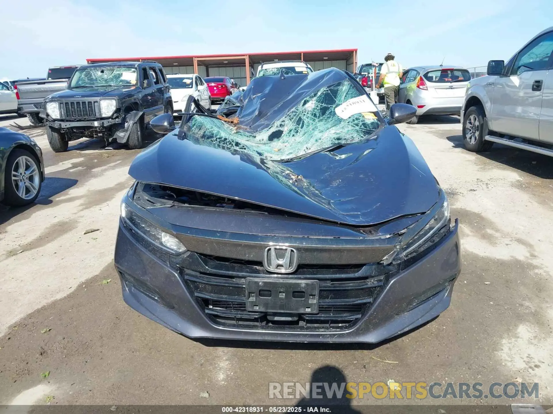 6 fotografías del automóvil dañado 1HGCV1E3XKA166905 HONDA ACCORD 2019