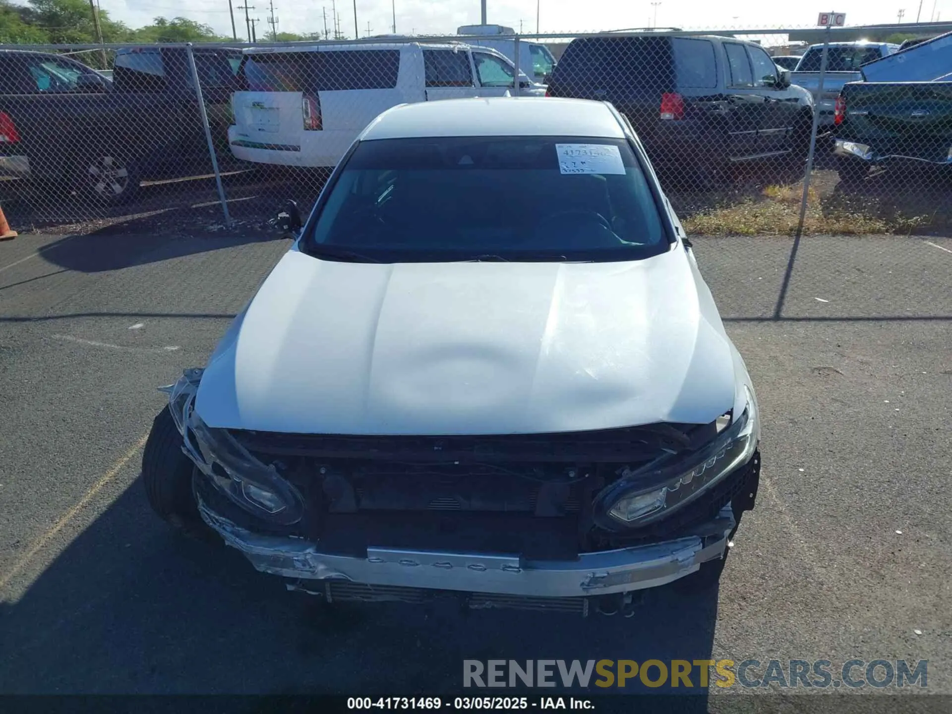 13 fotografías del automóvil dañado 1HGCV1F10KA100005 HONDA ACCORD 2019