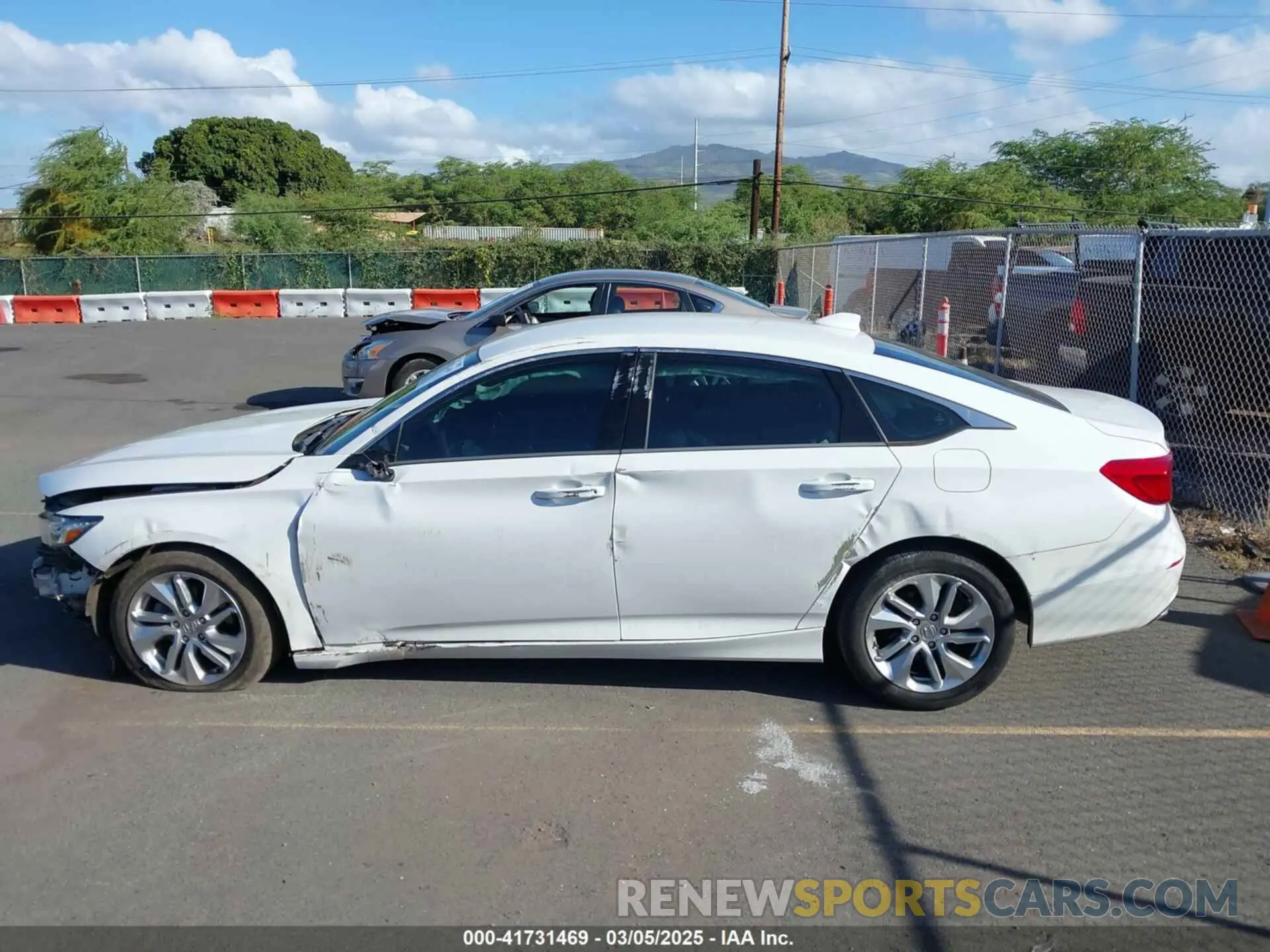 15 fotografías del automóvil dañado 1HGCV1F10KA100005 HONDA ACCORD 2019