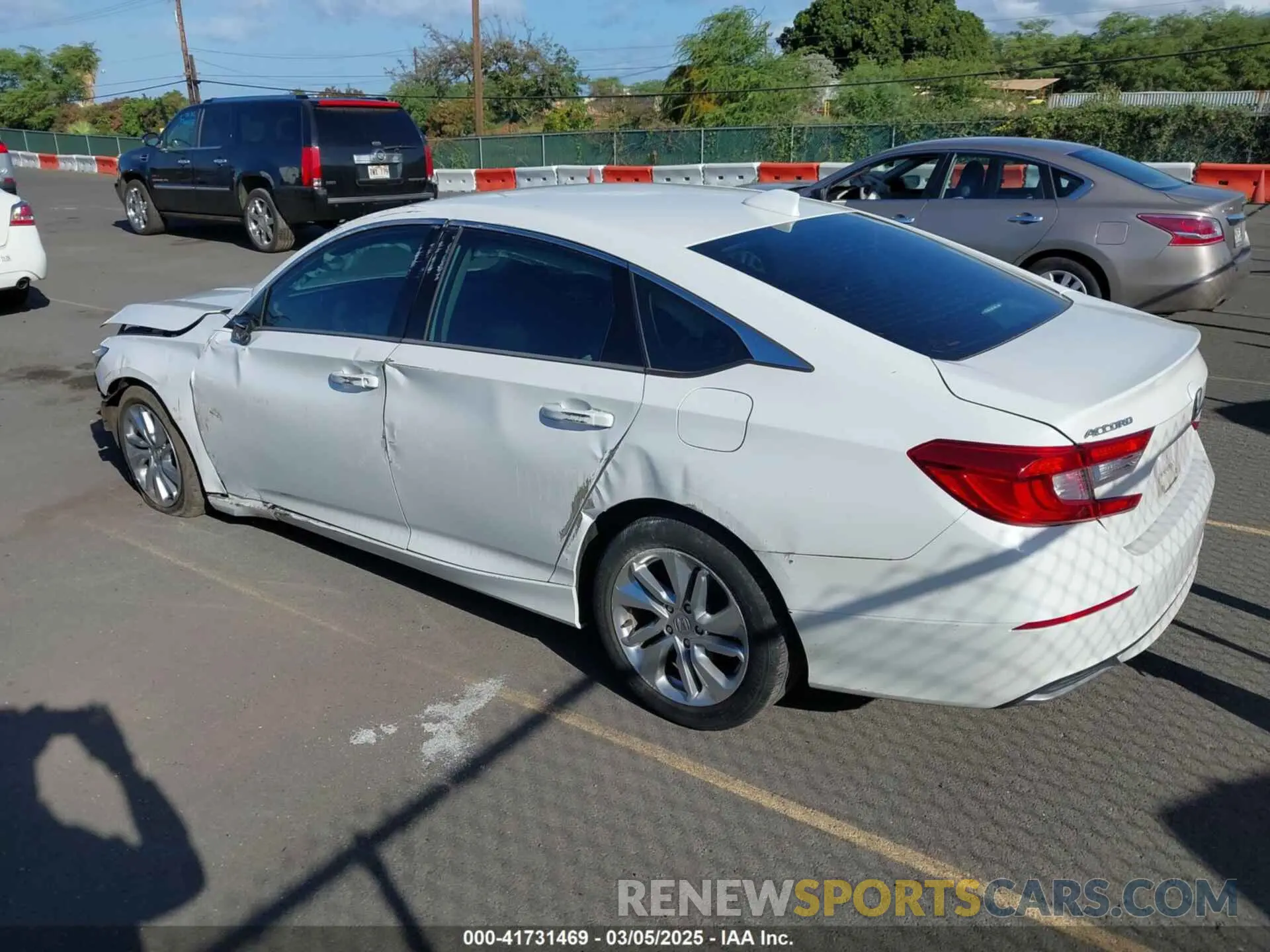 3 fotografías del automóvil dañado 1HGCV1F10KA100005 HONDA ACCORD 2019