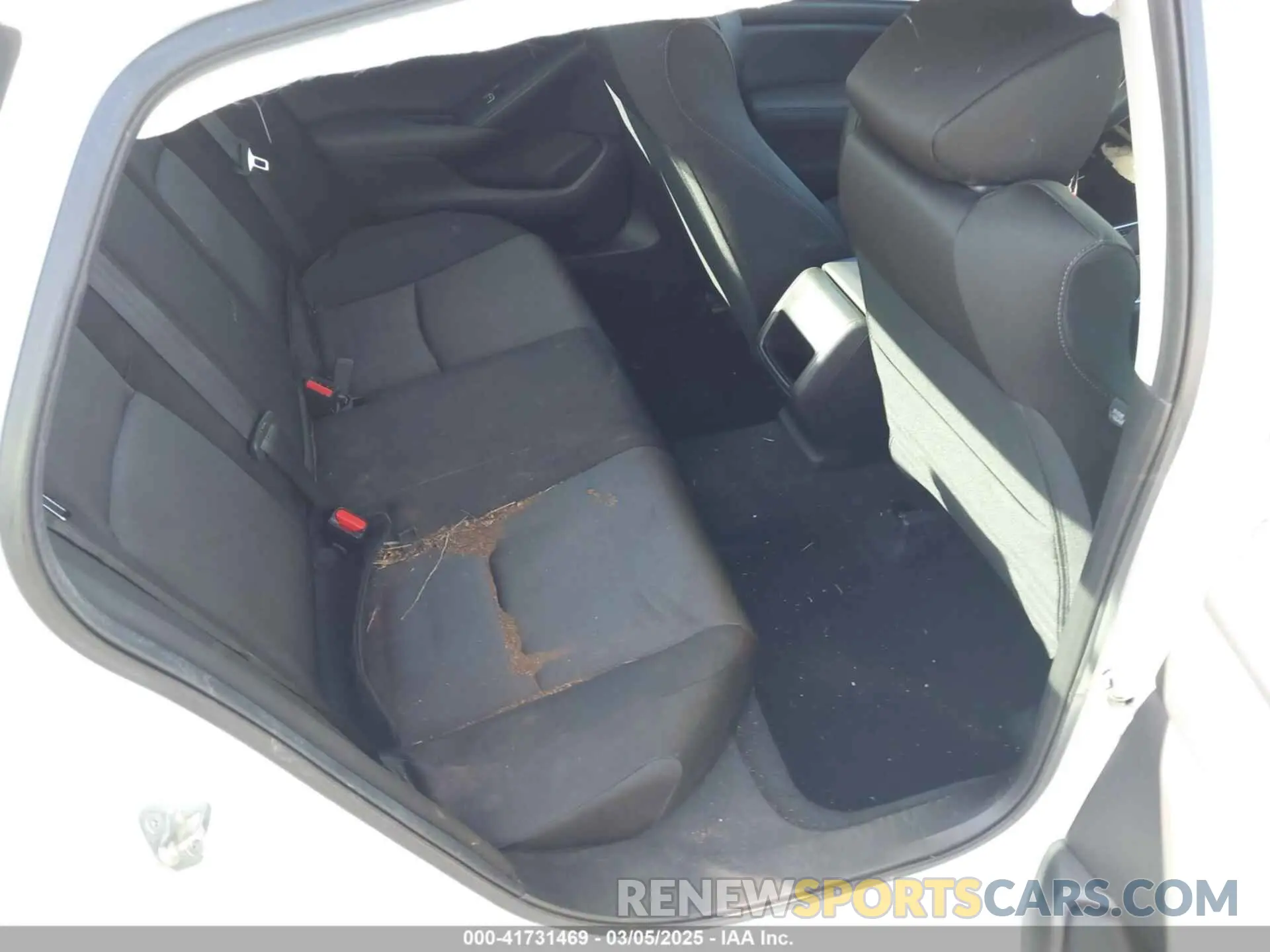8 fotografías del automóvil dañado 1HGCV1F10KA100005 HONDA ACCORD 2019