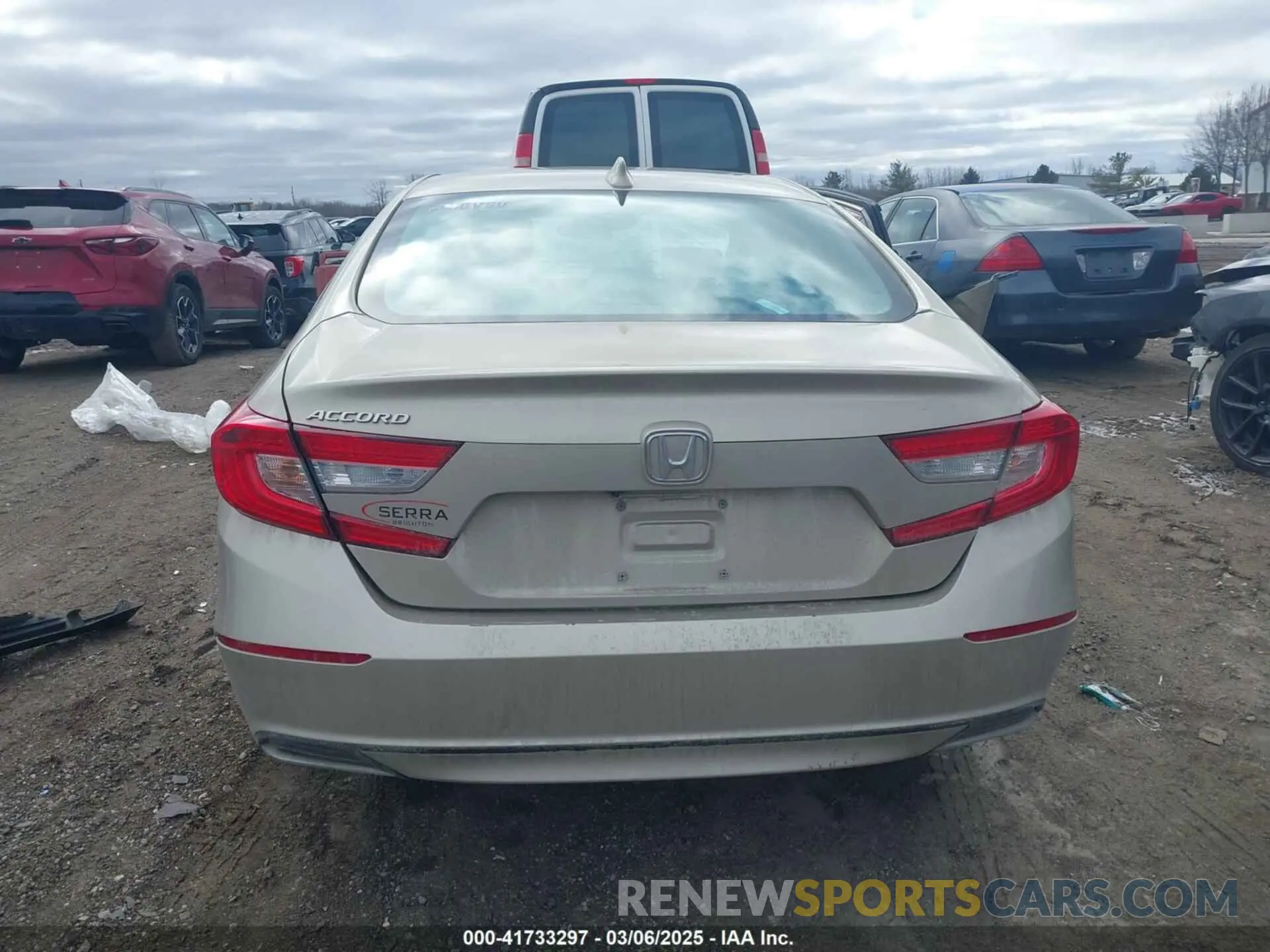 17 fotografías del automóvil dañado 1HGCV1F10KA123137 HONDA ACCORD 2019