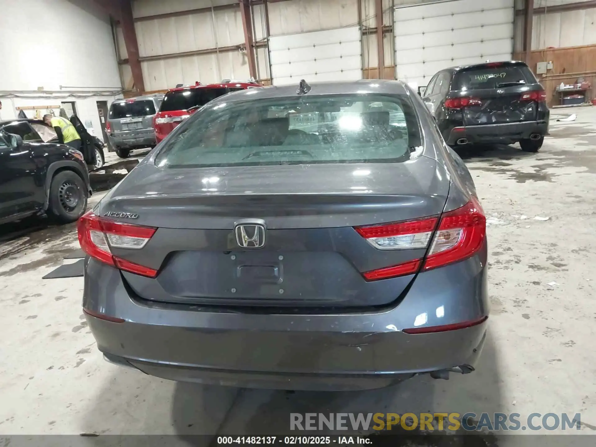 16 fotografías del automóvil dañado 1HGCV1F10KA153514 HONDA ACCORD 2019