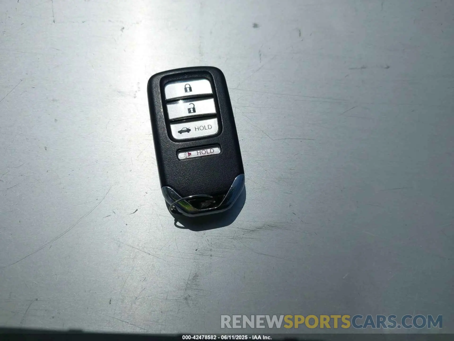 11 fotografías del automóvil dañado 1HGCV1F11KA074532 HONDA ACCORD 2019