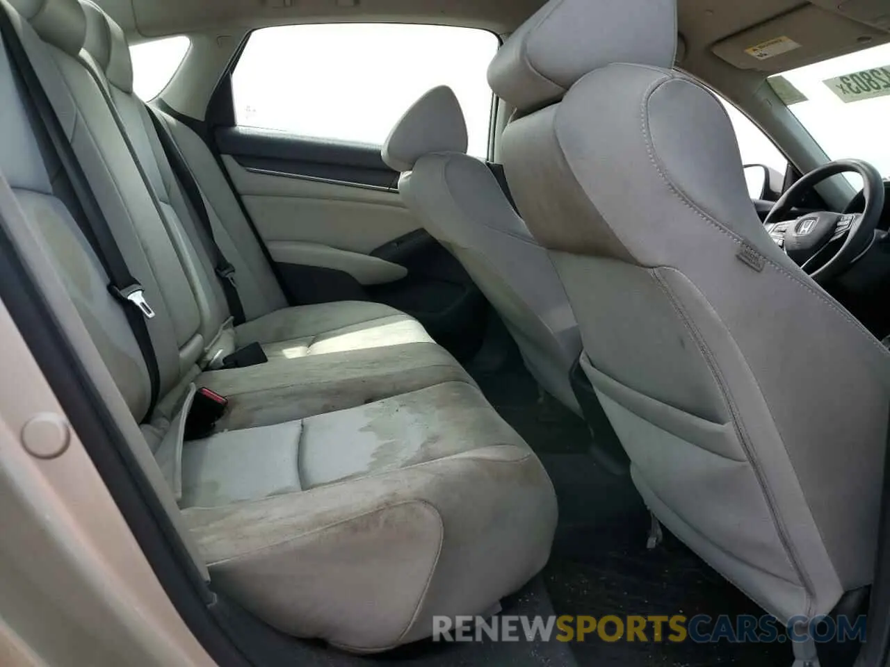 10 fotografías del automóvil dañado 1HGCV1F11KA163789 HONDA ACCORD 2019