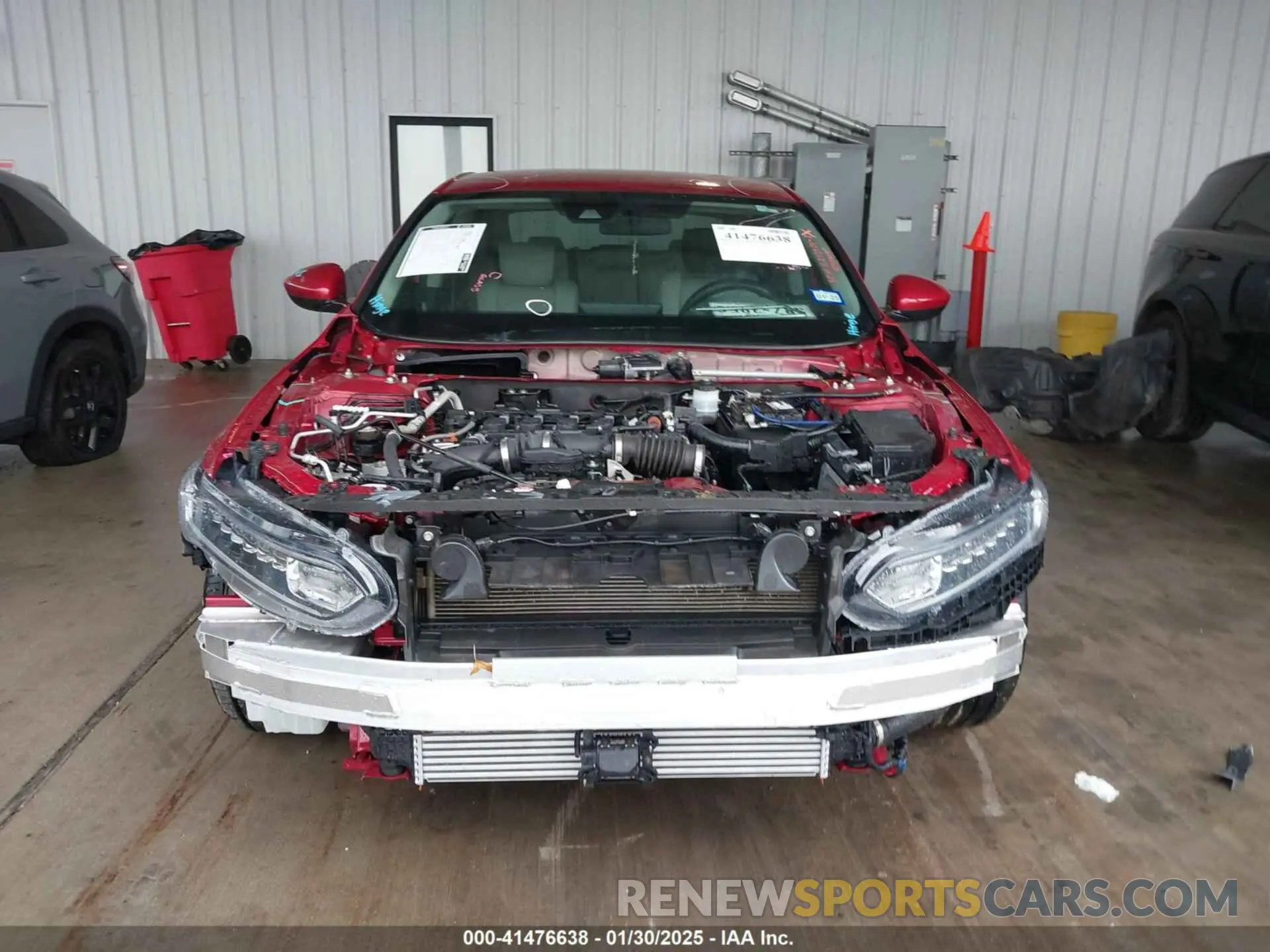 12 fotografías del automóvil dañado 1HGCV1F12KA022018 HONDA ACCORD 2019