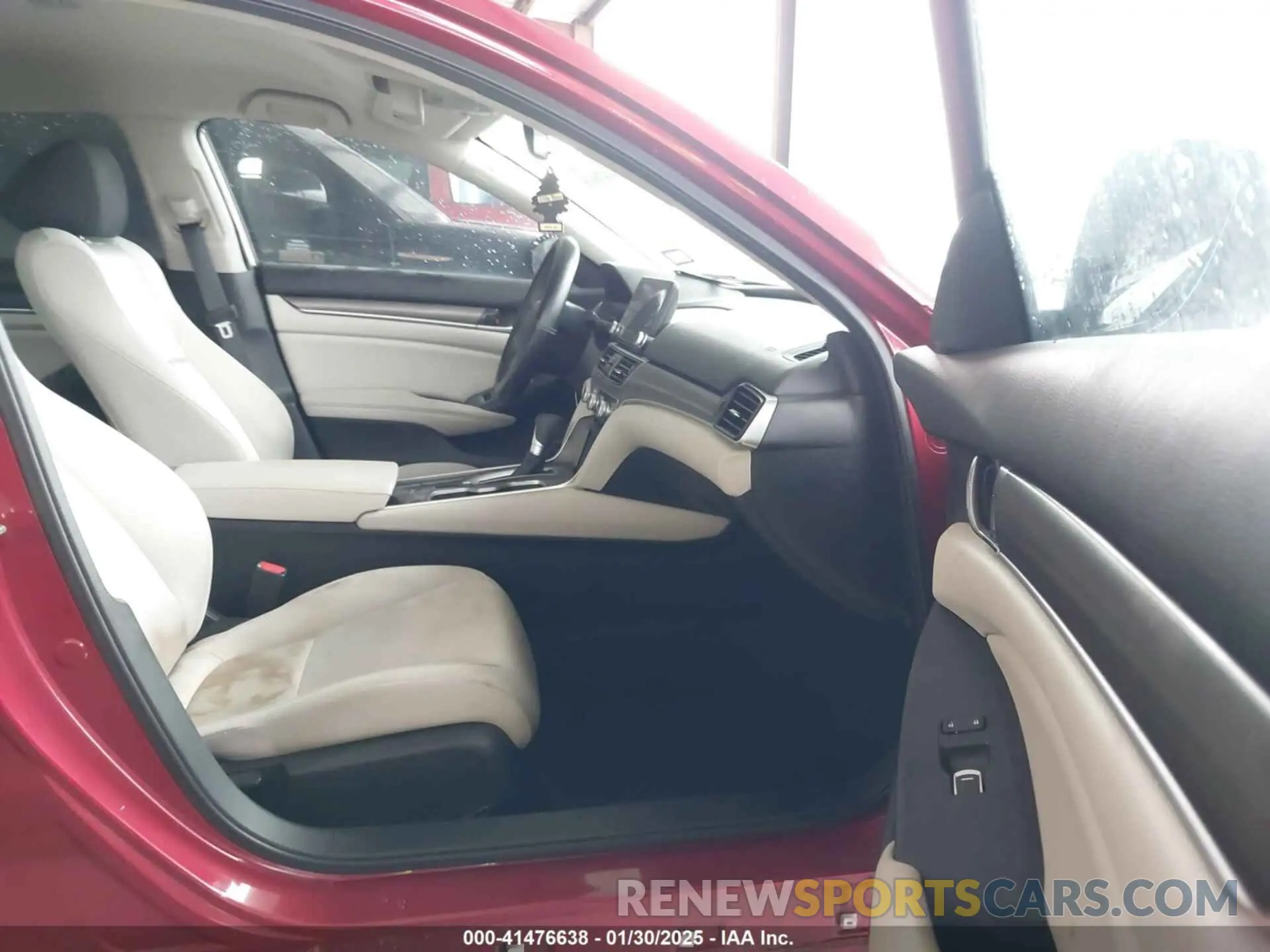 5 fotografías del automóvil dañado 1HGCV1F12KA022018 HONDA ACCORD 2019