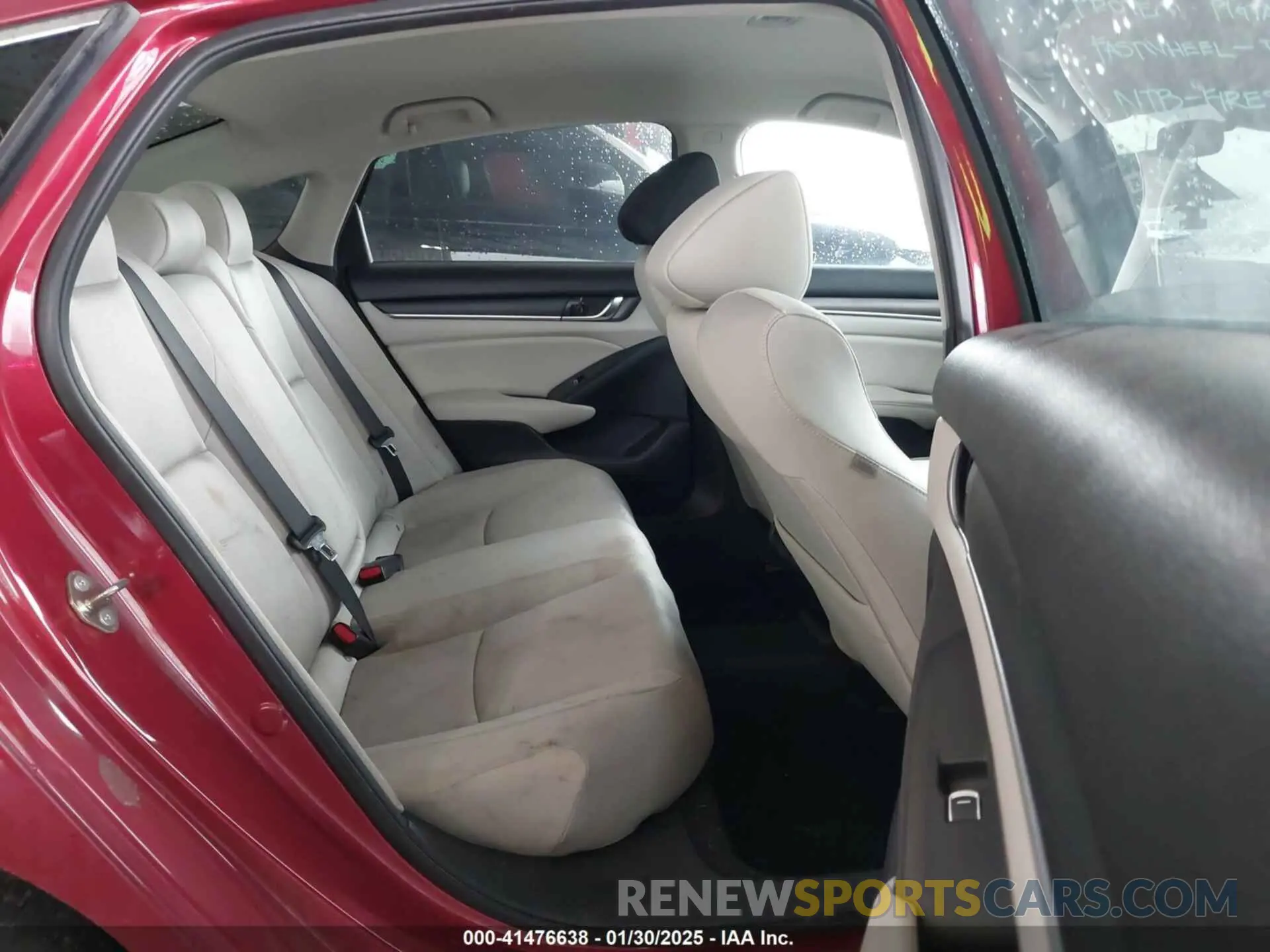 8 fotografías del automóvil dañado 1HGCV1F12KA022018 HONDA ACCORD 2019