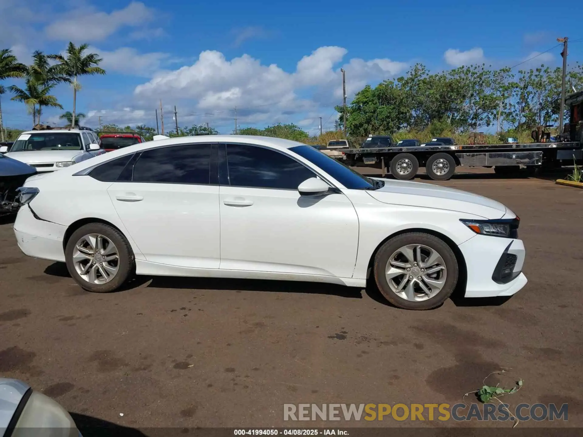 13 fotografías del automóvil dañado 1HGCV1F12KA030524 HONDA ACCORD 2019