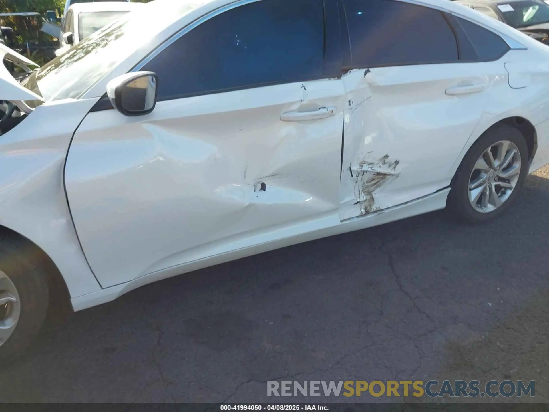 6 fotografías del automóvil dañado 1HGCV1F12KA030524 HONDA ACCORD 2019