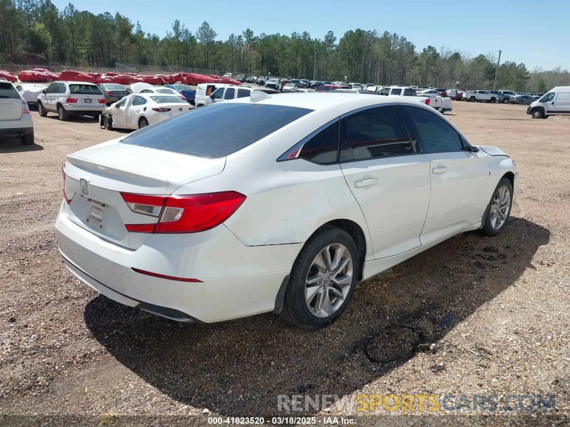 4 fotografías del automóvil dañado 1HGCV1F12KA117517 HONDA ACCORD 2019