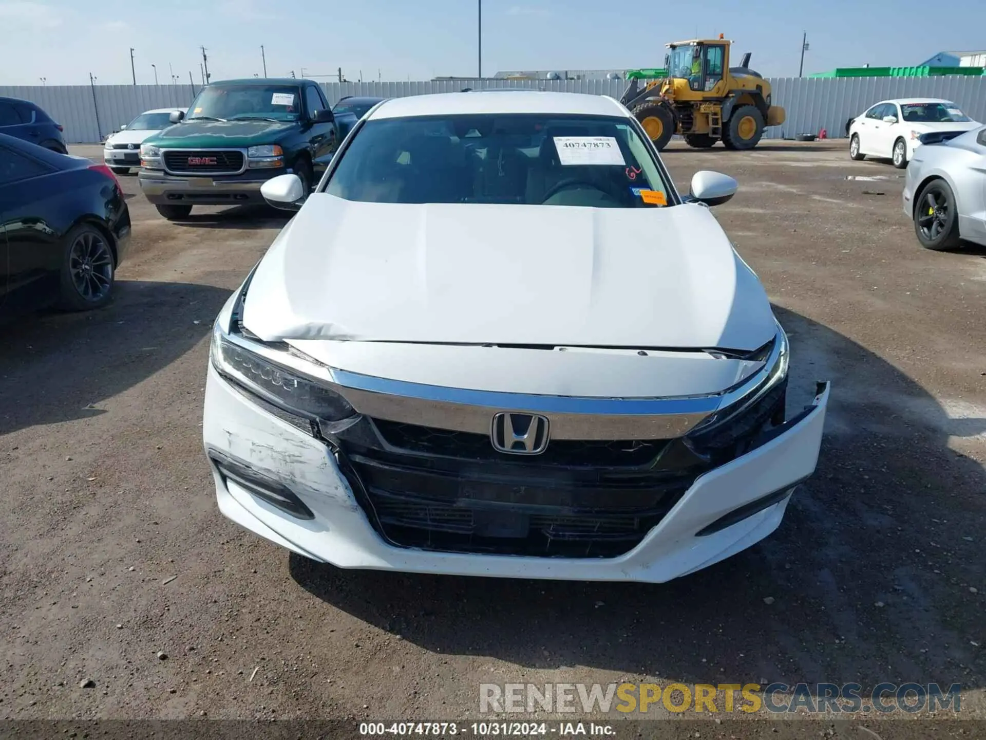 12 fotografías del automóvil dañado 1HGCV1F12KA127979 HONDA ACCORD 2019