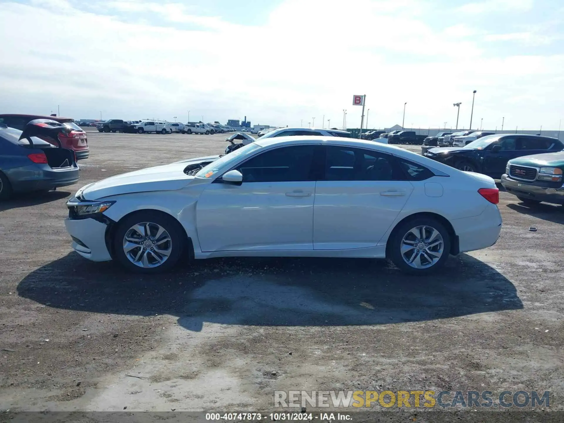 14 fotografías del automóvil dañado 1HGCV1F12KA127979 HONDA ACCORD 2019