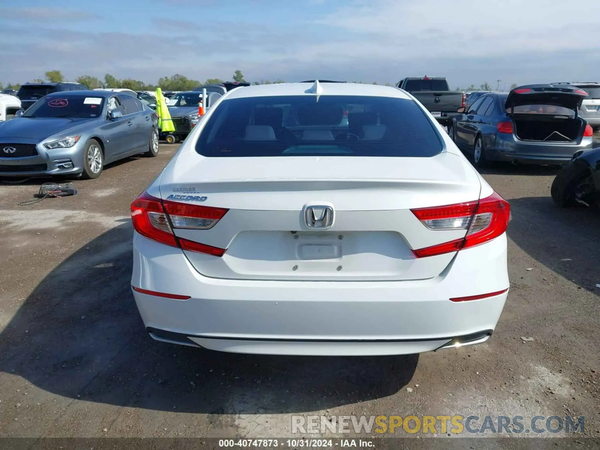 16 fotografías del automóvil dañado 1HGCV1F12KA127979 HONDA ACCORD 2019