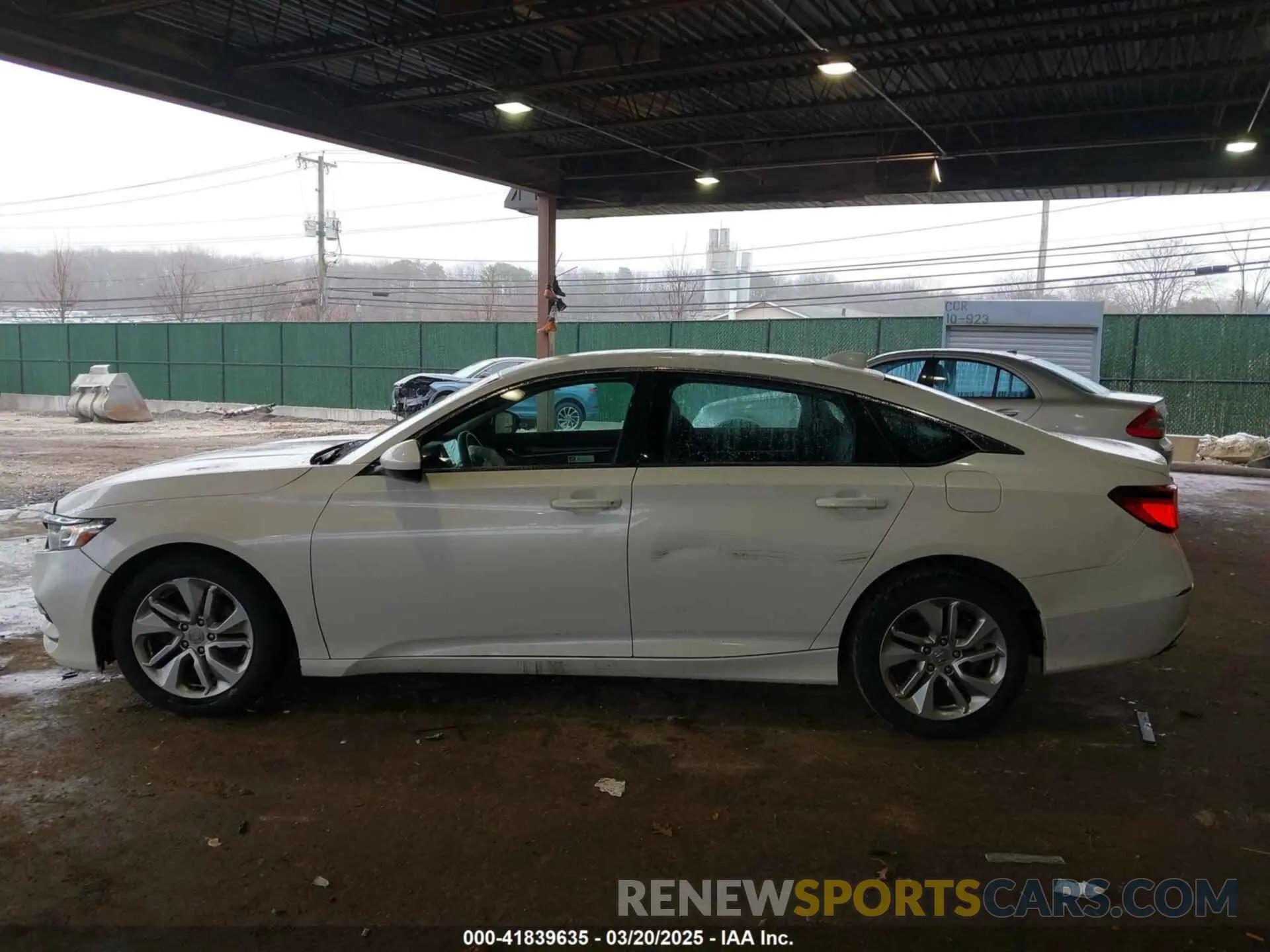 14 fotografías del automóvil dañado 1HGCV1F12KA135001 HONDA ACCORD 2019