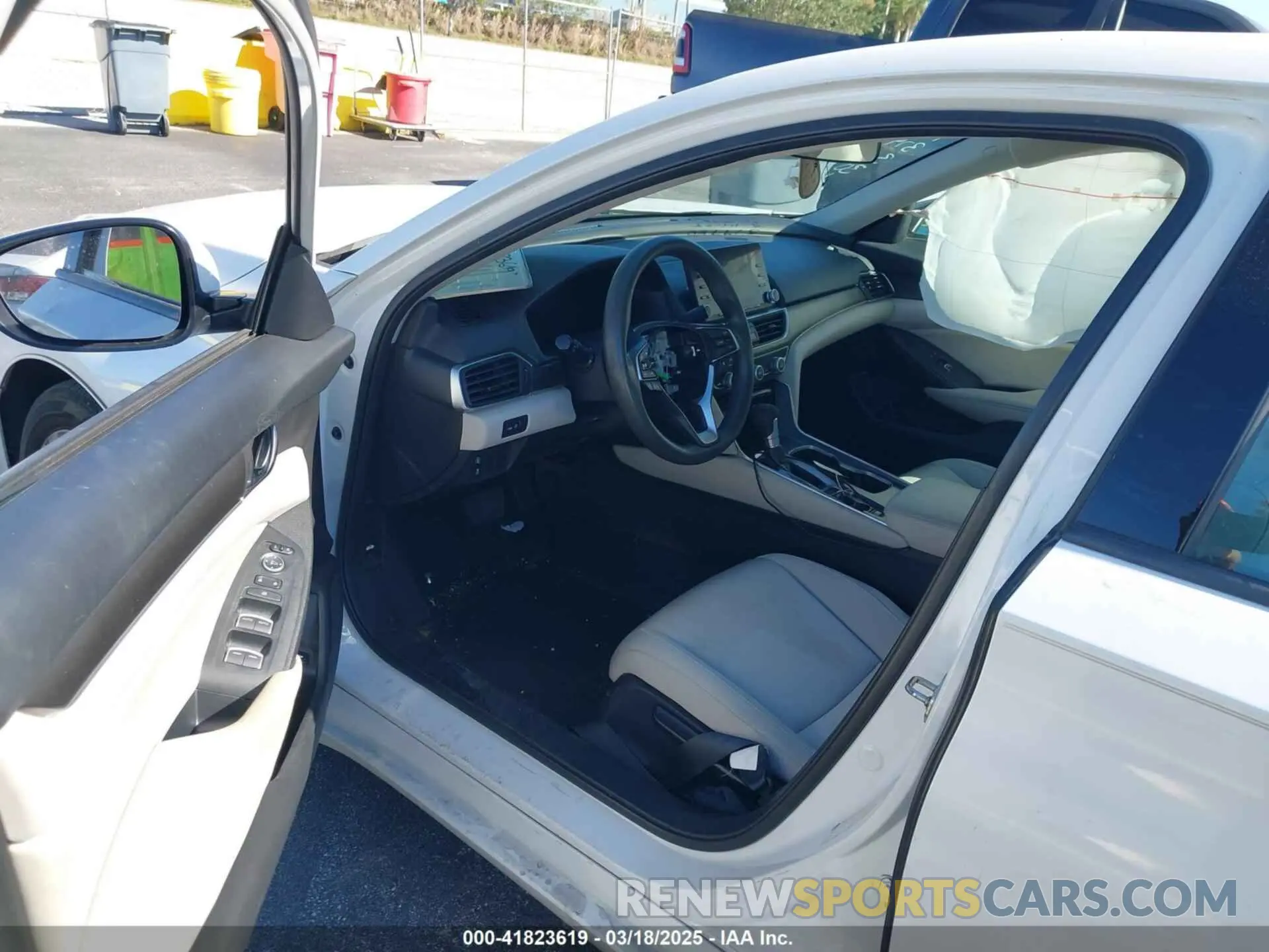 5 fotografías del automóvil dañado 1HGCV1F13KA003073 HONDA ACCORD 2019