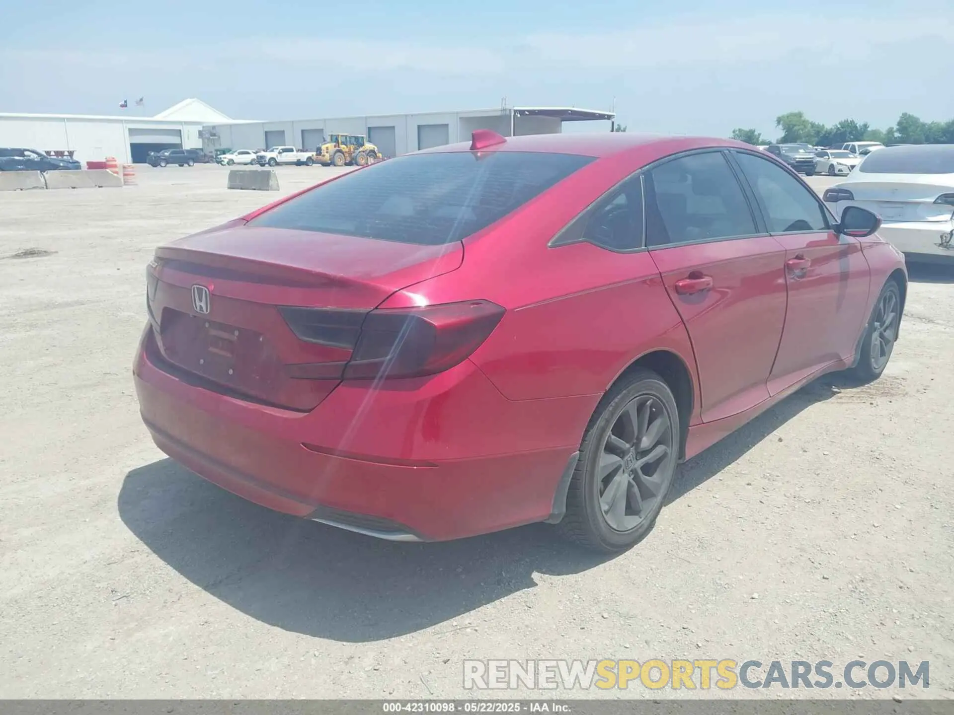 4 fotografías del automóvil dañado 1HGCV1F13KA071714 HONDA ACCORD 2019
