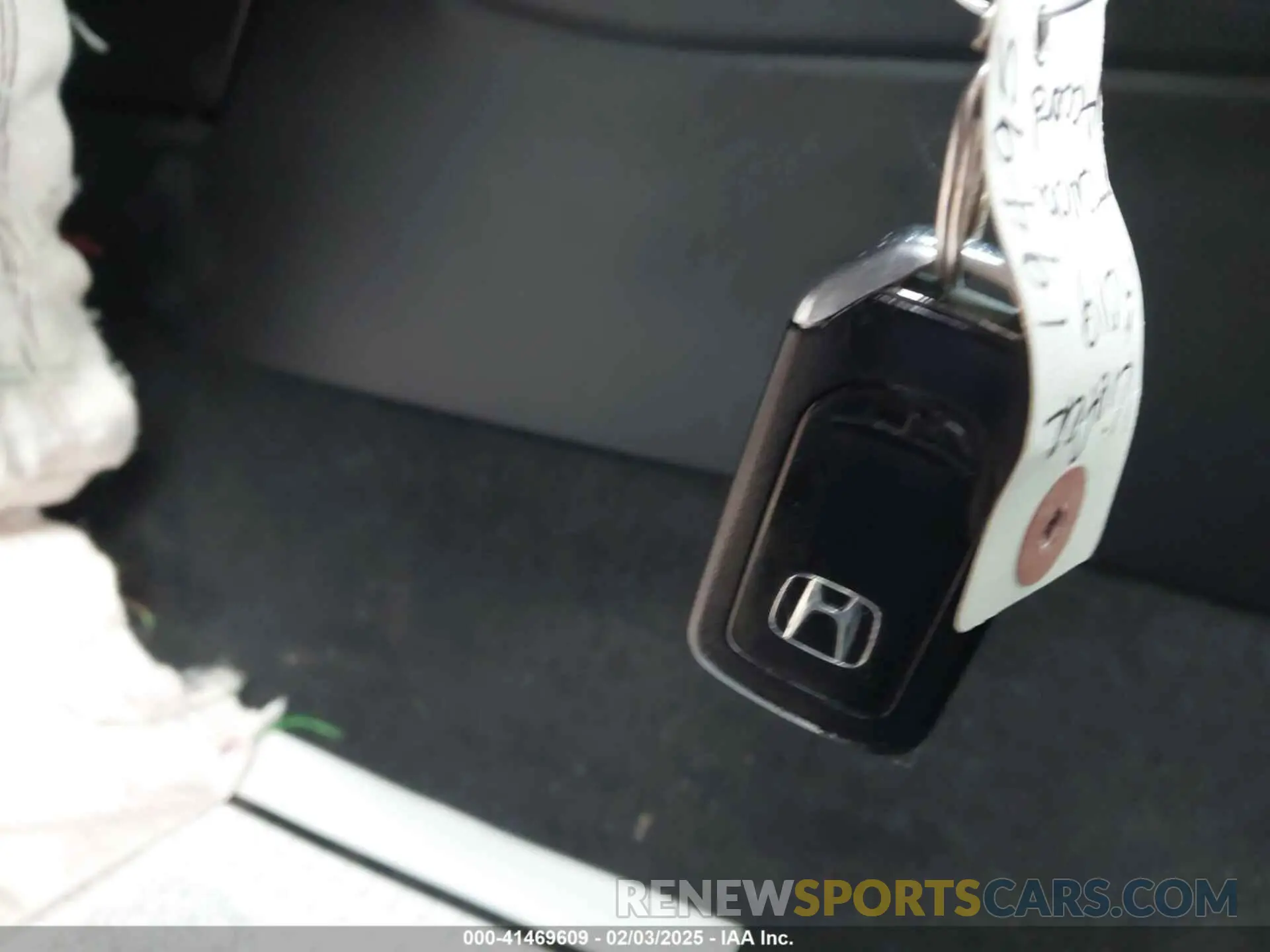 11 fotografías del automóvil dañado 1HGCV1F13KA120717 HONDA ACCORD 2019