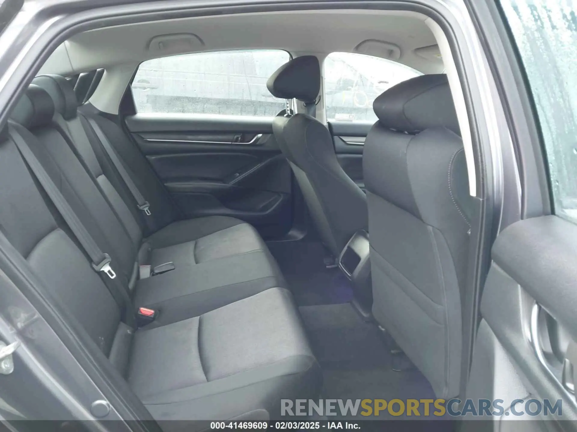 8 fotografías del automóvil dañado 1HGCV1F13KA120717 HONDA ACCORD 2019