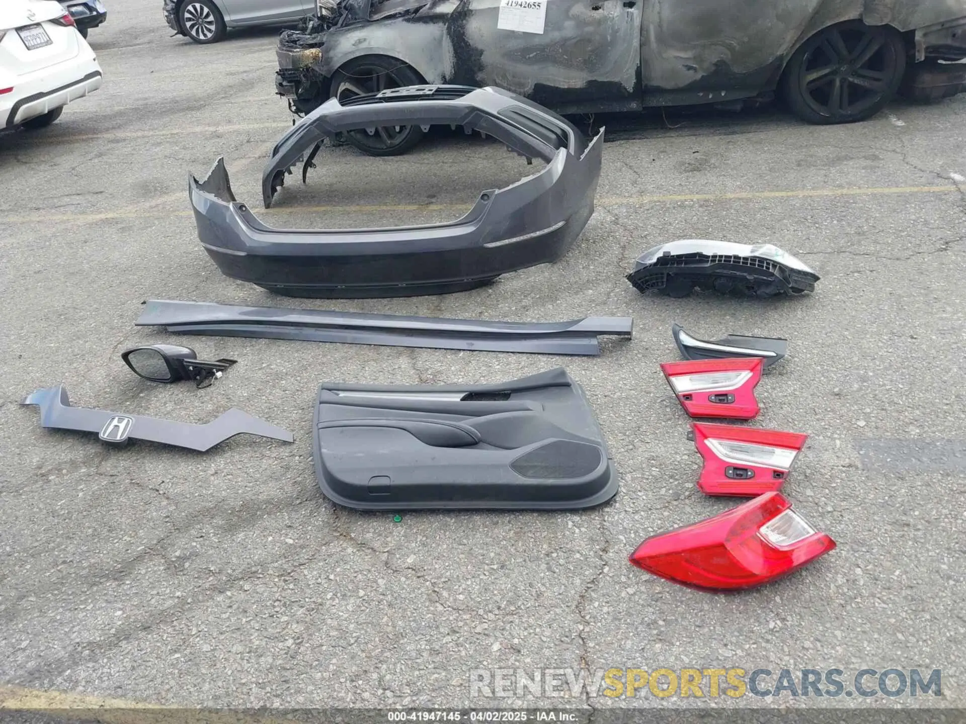 12 fotografías del automóvil dañado 1HGCV1F13KA135184 HONDA ACCORD 2019