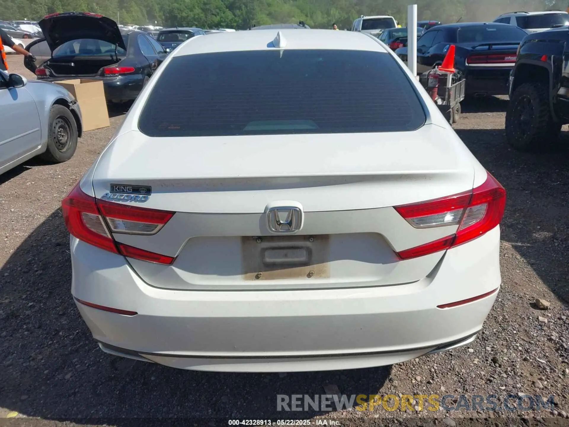 15 fotografías del automóvil dañado 1HGCV1F13KA167505 HONDA ACCORD 2019