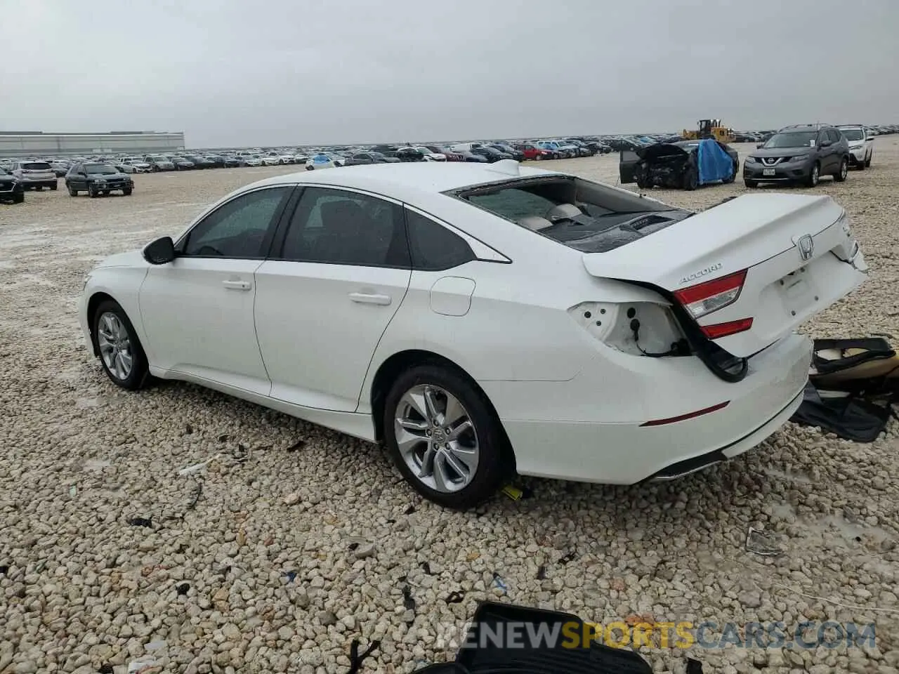 2 fotografías del automóvil dañado 1HGCV1F14KA017113 HONDA ACCORD 2019