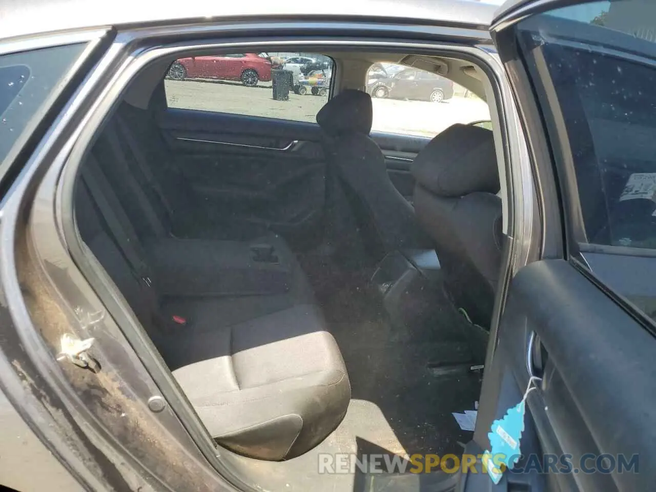 10 fotografías del automóvil dañado 1HGCV1F14KA060057 HONDA ACCORD 2019