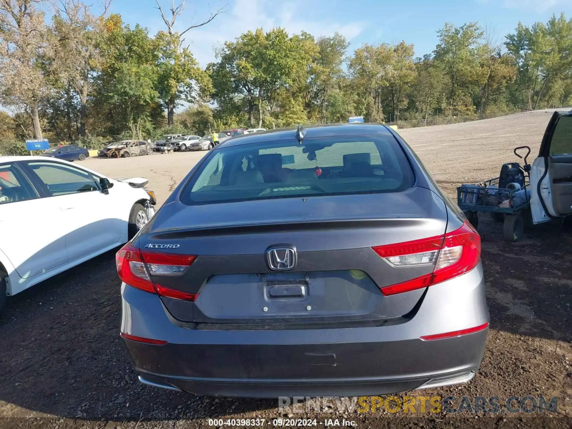 15 fotografías del automóvil dañado 1HGCV1F14KA174690 HONDA ACCORD 2019