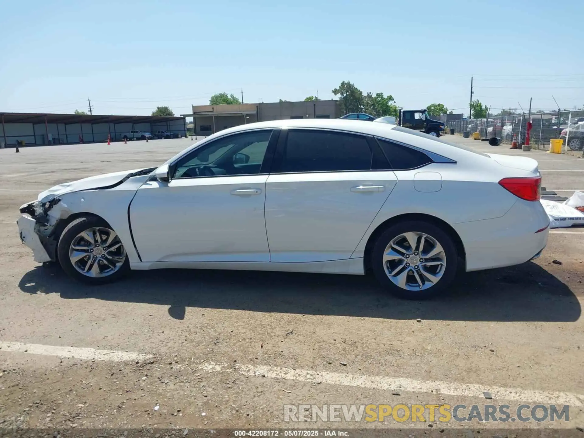 14 fotografías del automóvil dañado 1HGCV1F15KA010333 HONDA ACCORD 2019