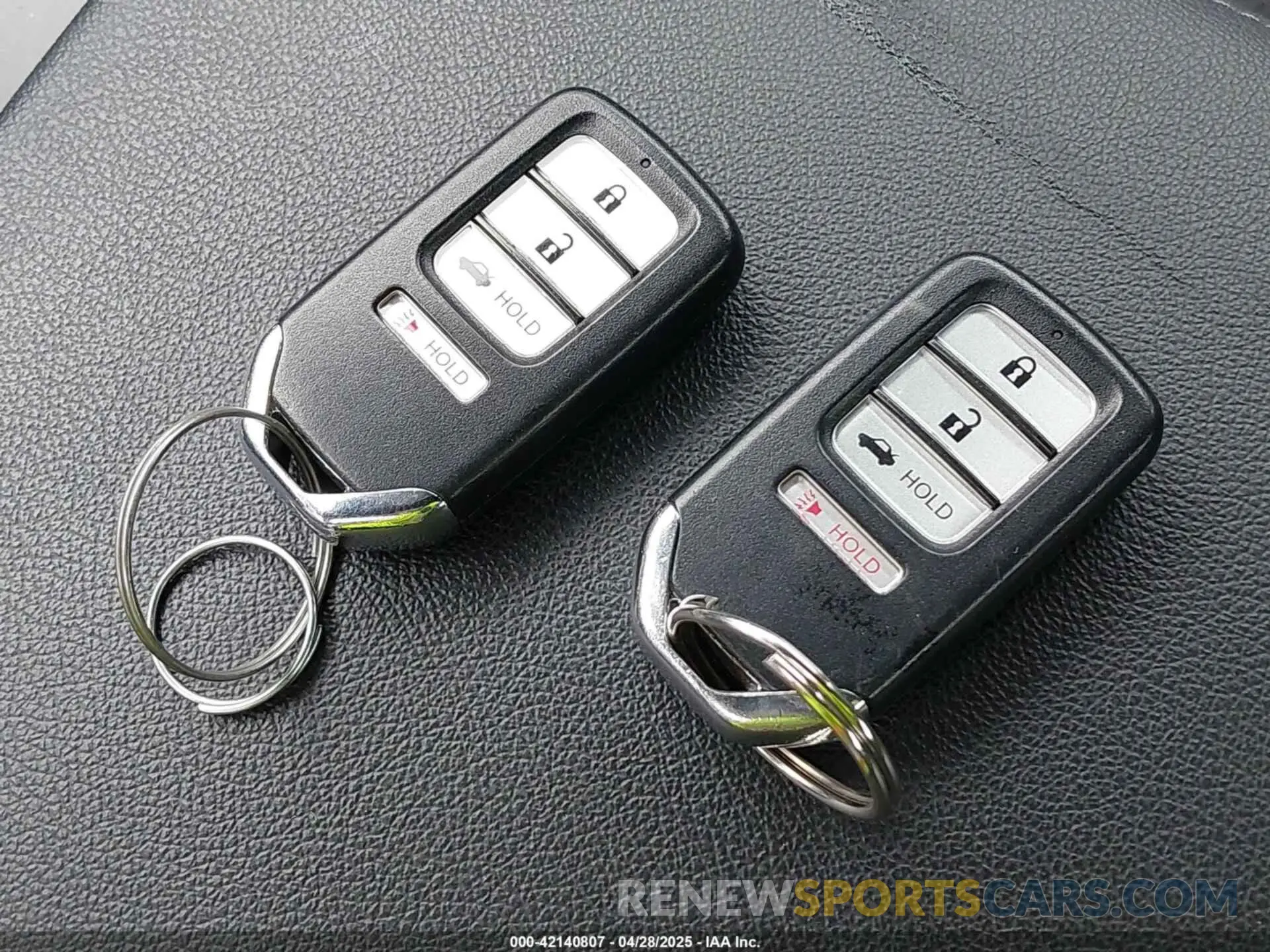 11 fotografías del automóvil dañado 1HGCV1F15KA045258 HONDA ACCORD 2019