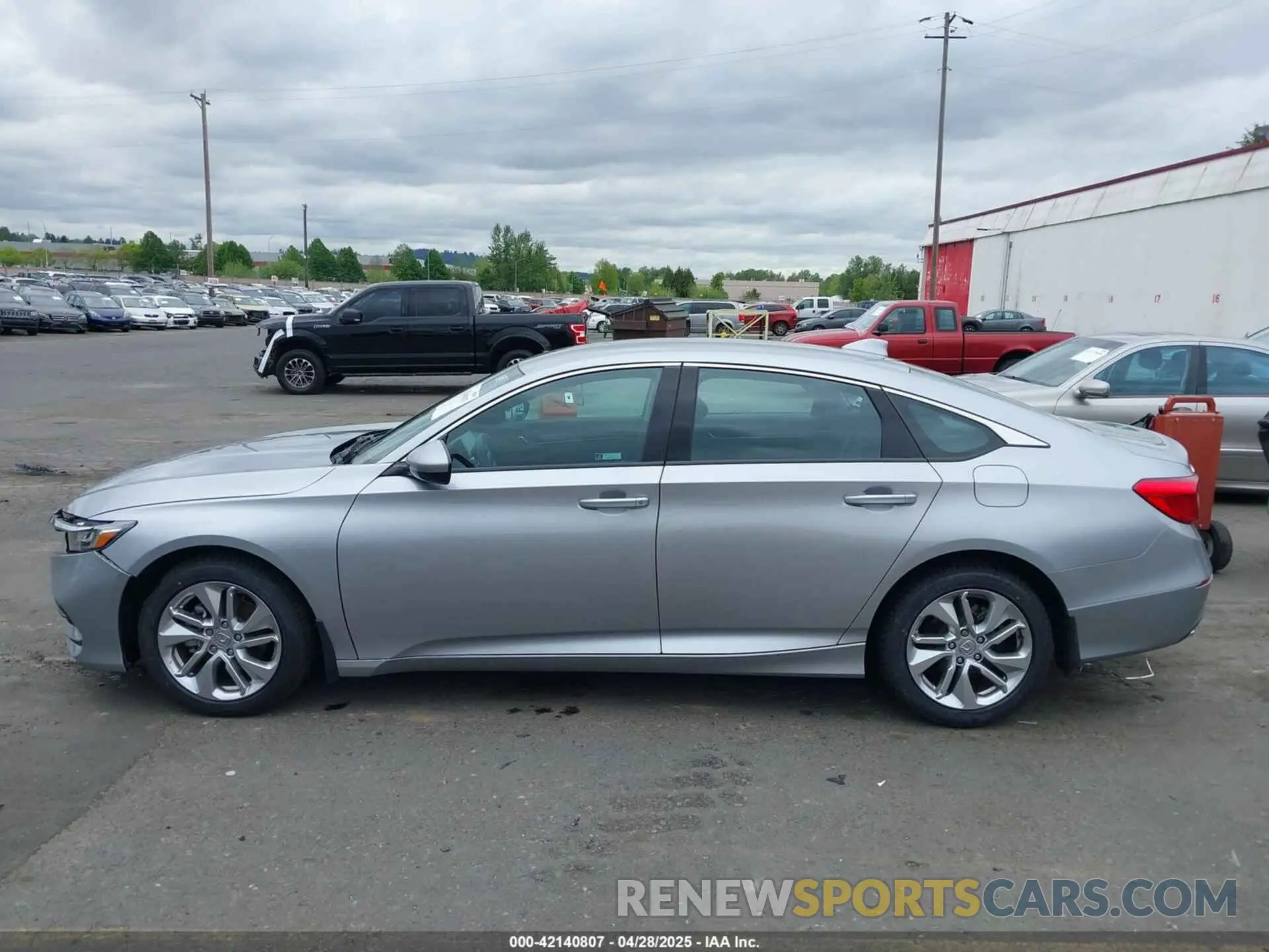 14 fotografías del automóvil dañado 1HGCV1F15KA045258 HONDA ACCORD 2019