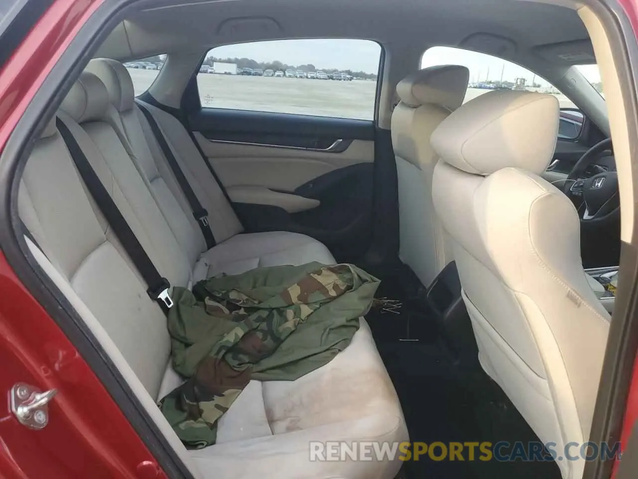 10 fotografías del automóvil dañado 1HGCV1F15KA083251 HONDA ACCORD 2019