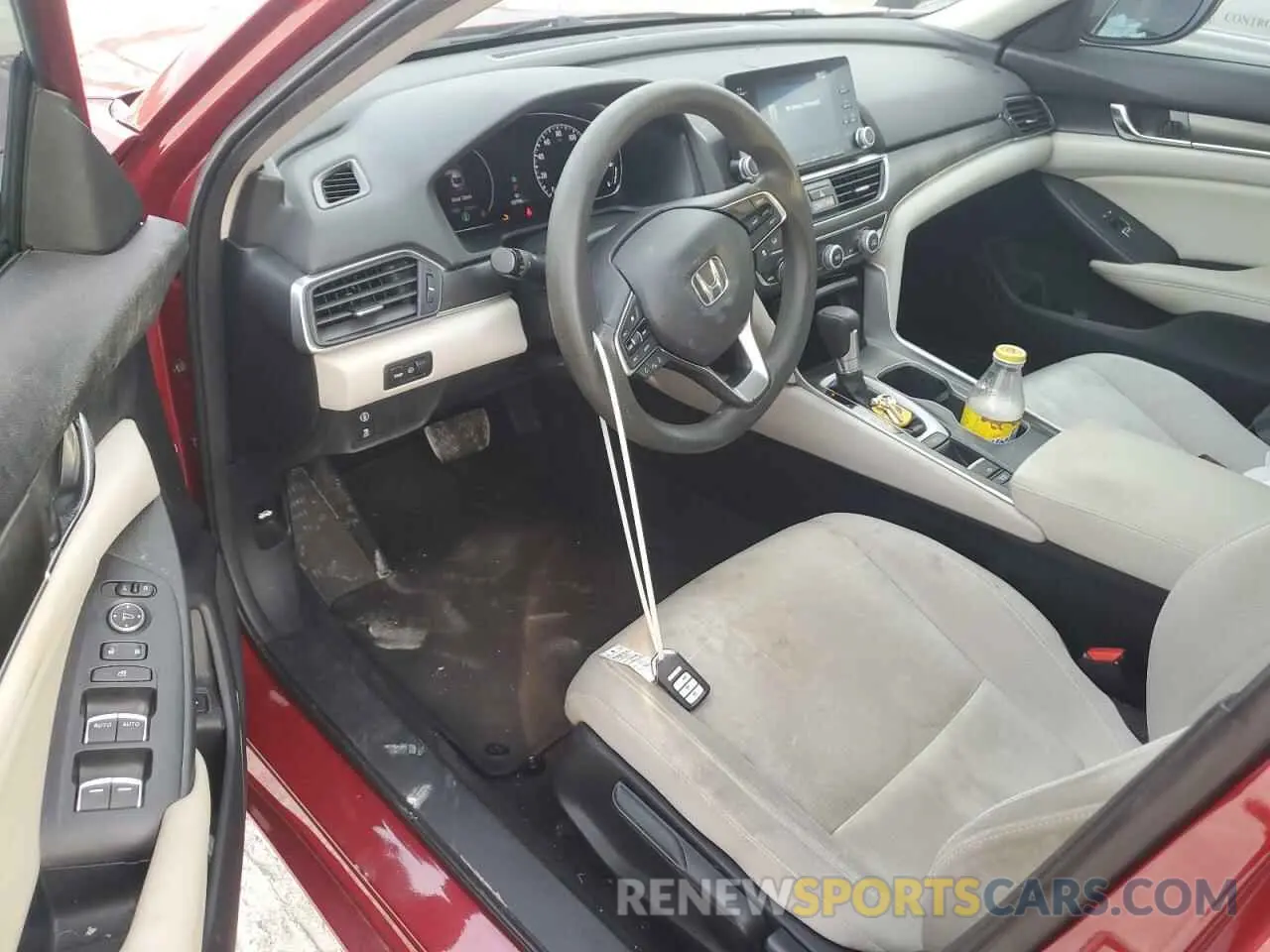 8 fotografías del automóvil dañado 1HGCV1F15KA083251 HONDA ACCORD 2019