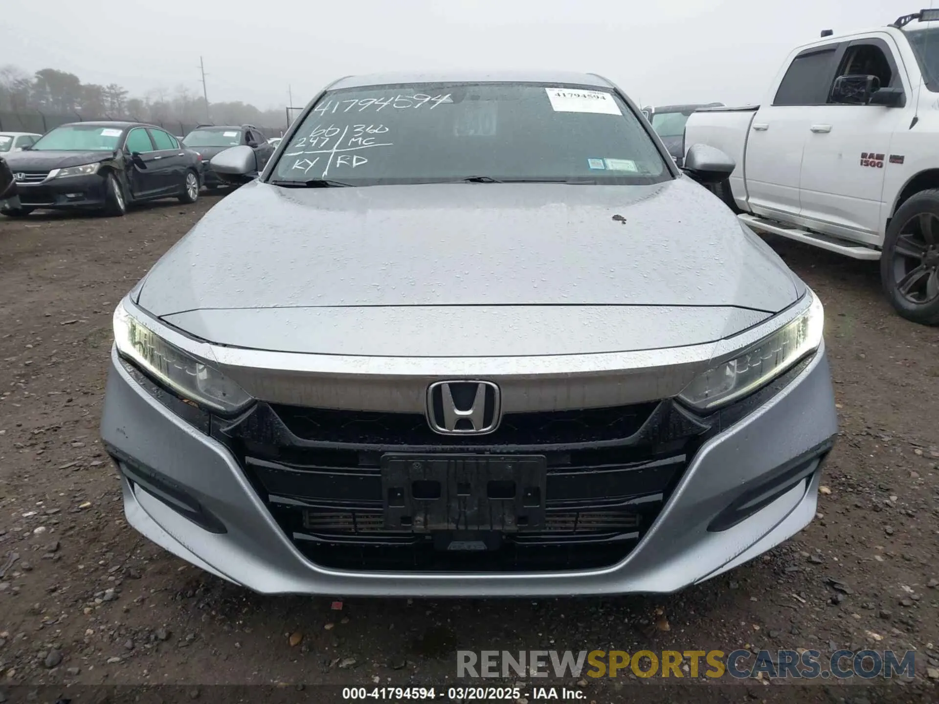 12 fotografías del automóvil dañado 1HGCV1F15KA087185 HONDA ACCORD 2019