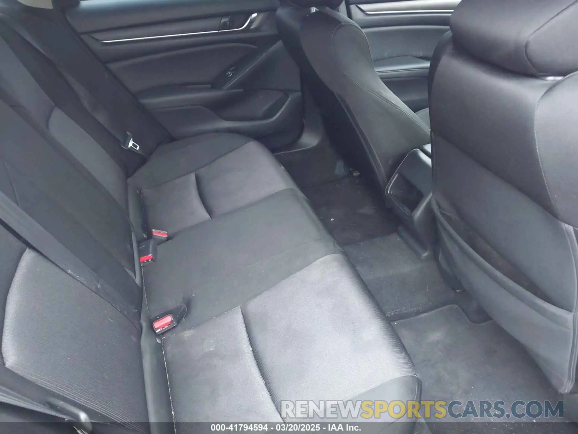 8 fotografías del automóvil dañado 1HGCV1F15KA087185 HONDA ACCORD 2019