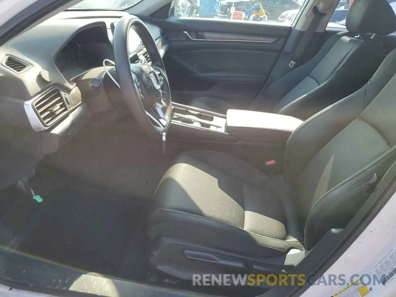 7 fotografías del automóvil dañado 1HGCV1F15KA125868 HONDA ACCORD 2019