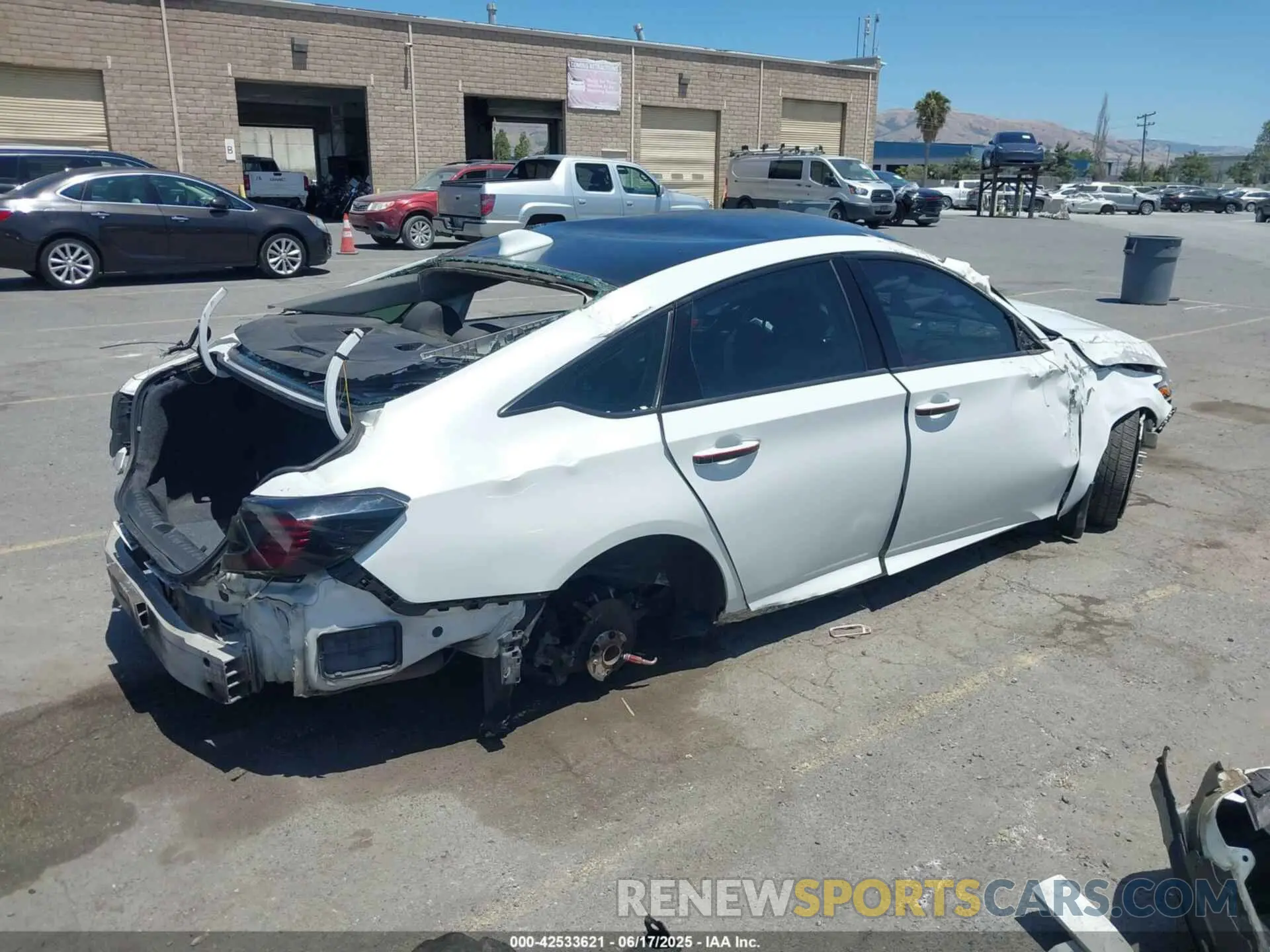 4 fotografías del automóvil dañado 1HGCV1F16KA017517 HONDA ACCORD 2019