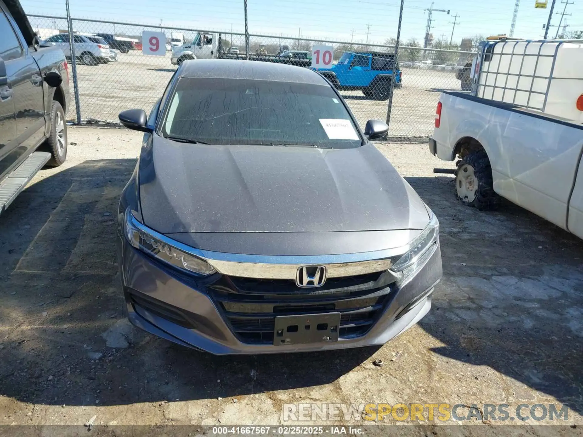 11 fotografías del automóvil dañado 1HGCV1F16KA038741 HONDA ACCORD 2019