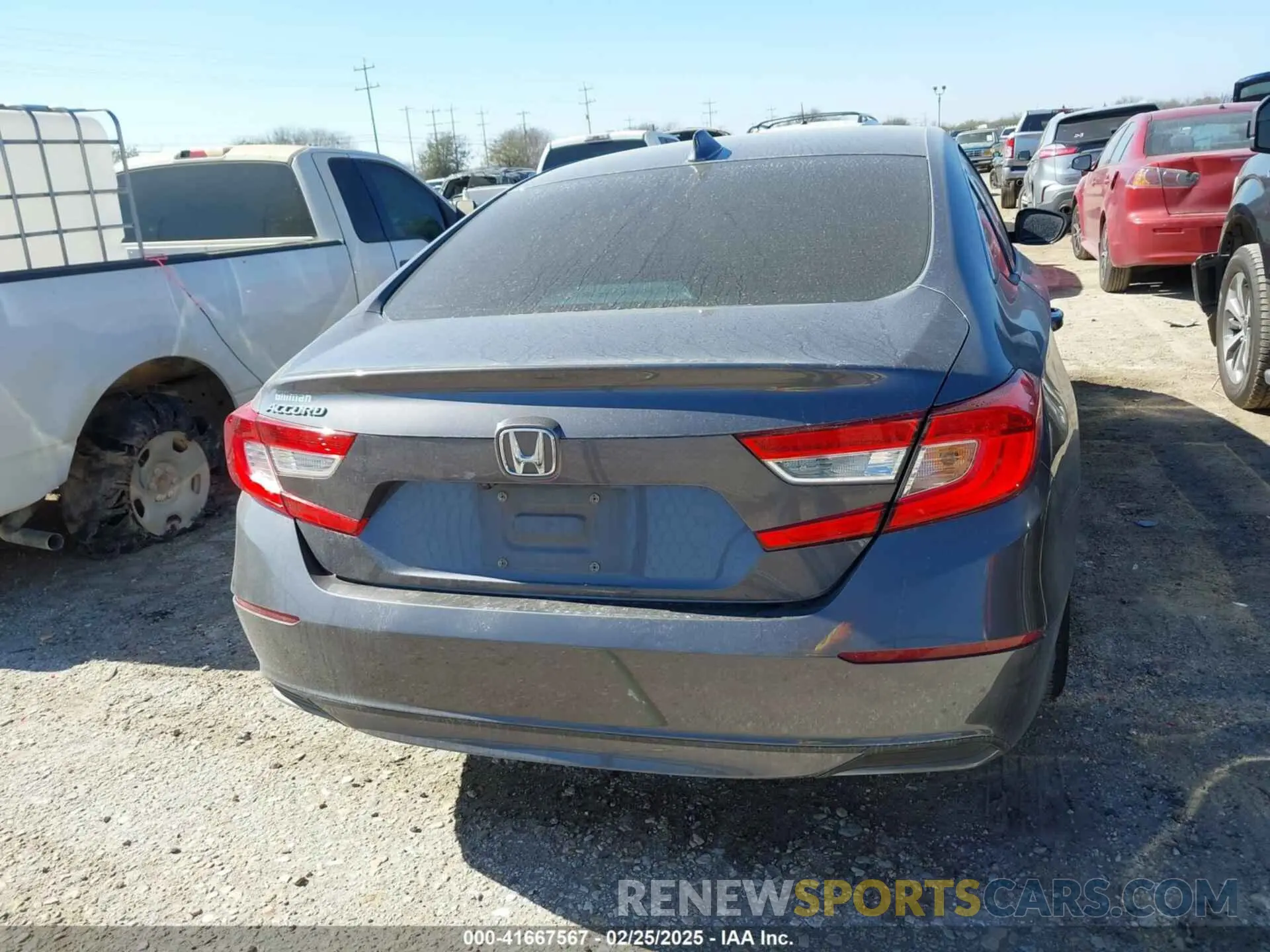 15 fotografías del automóvil dañado 1HGCV1F16KA038741 HONDA ACCORD 2019
