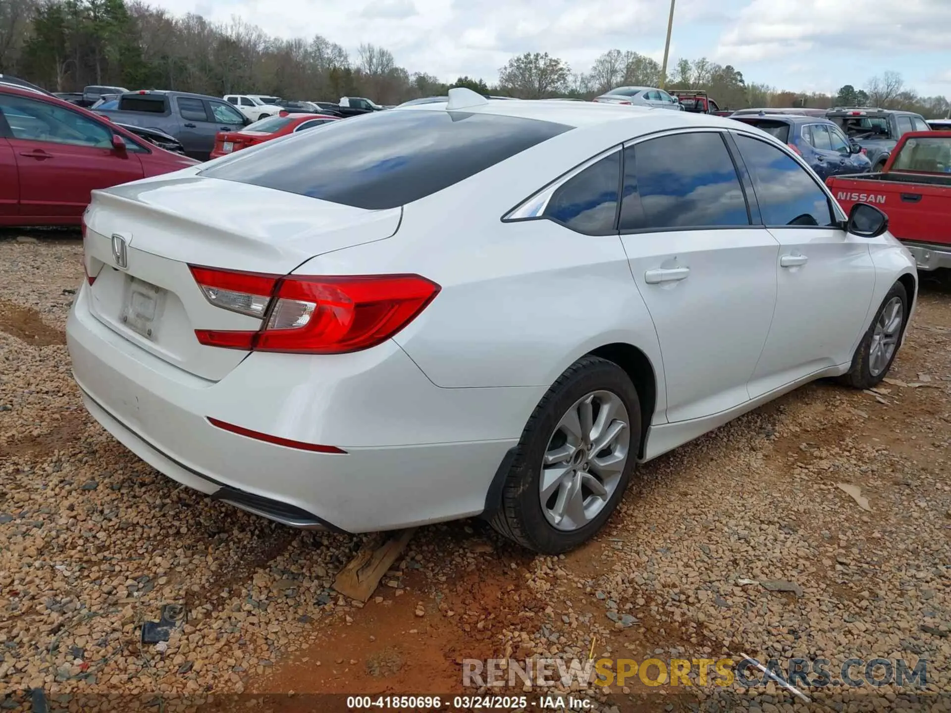 4 fotografías del automóvil dañado 1HGCV1F16KA067625 HONDA ACCORD 2019