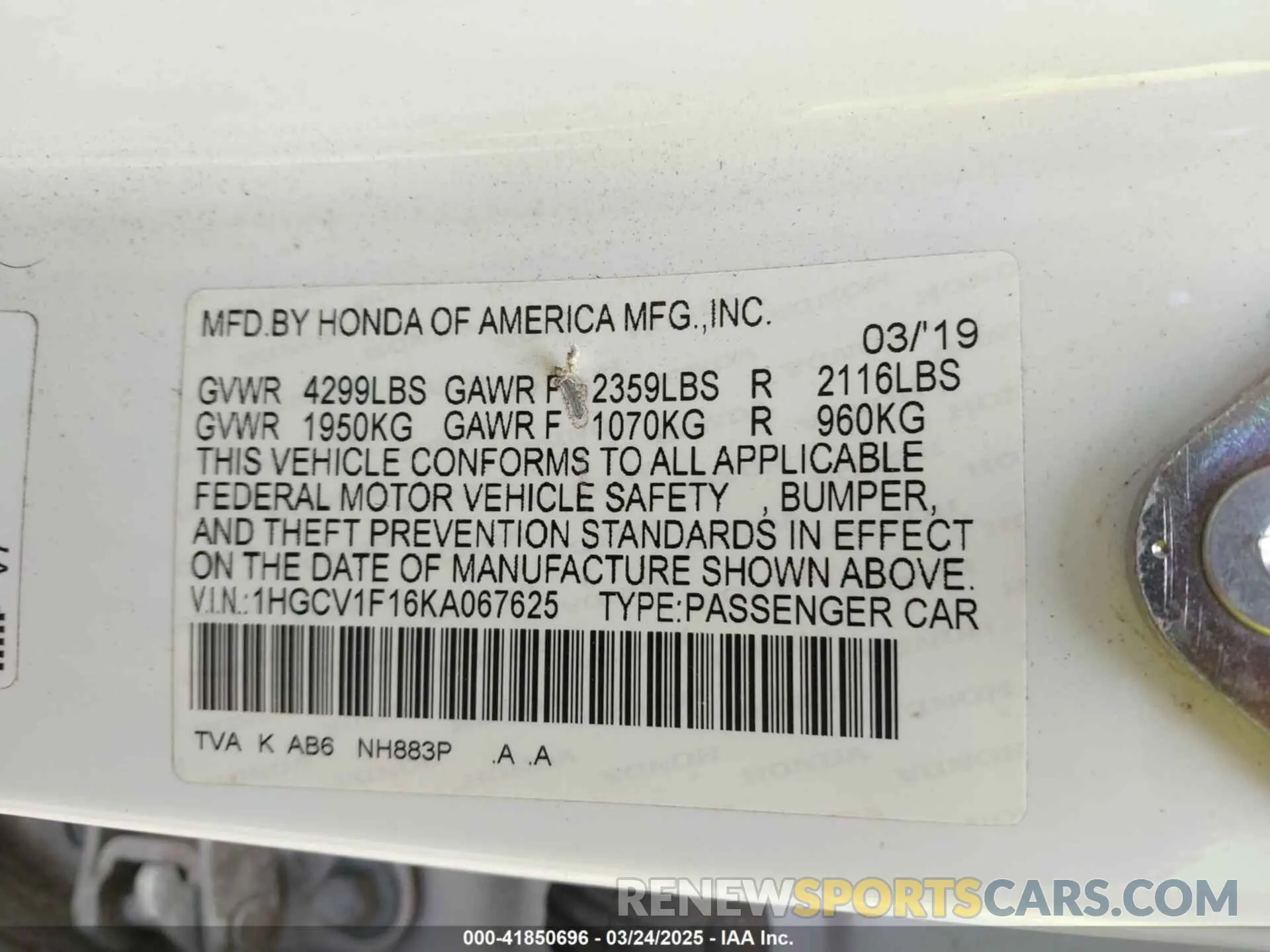 9 fotografías del automóvil dañado 1HGCV1F16KA067625 HONDA ACCORD 2019