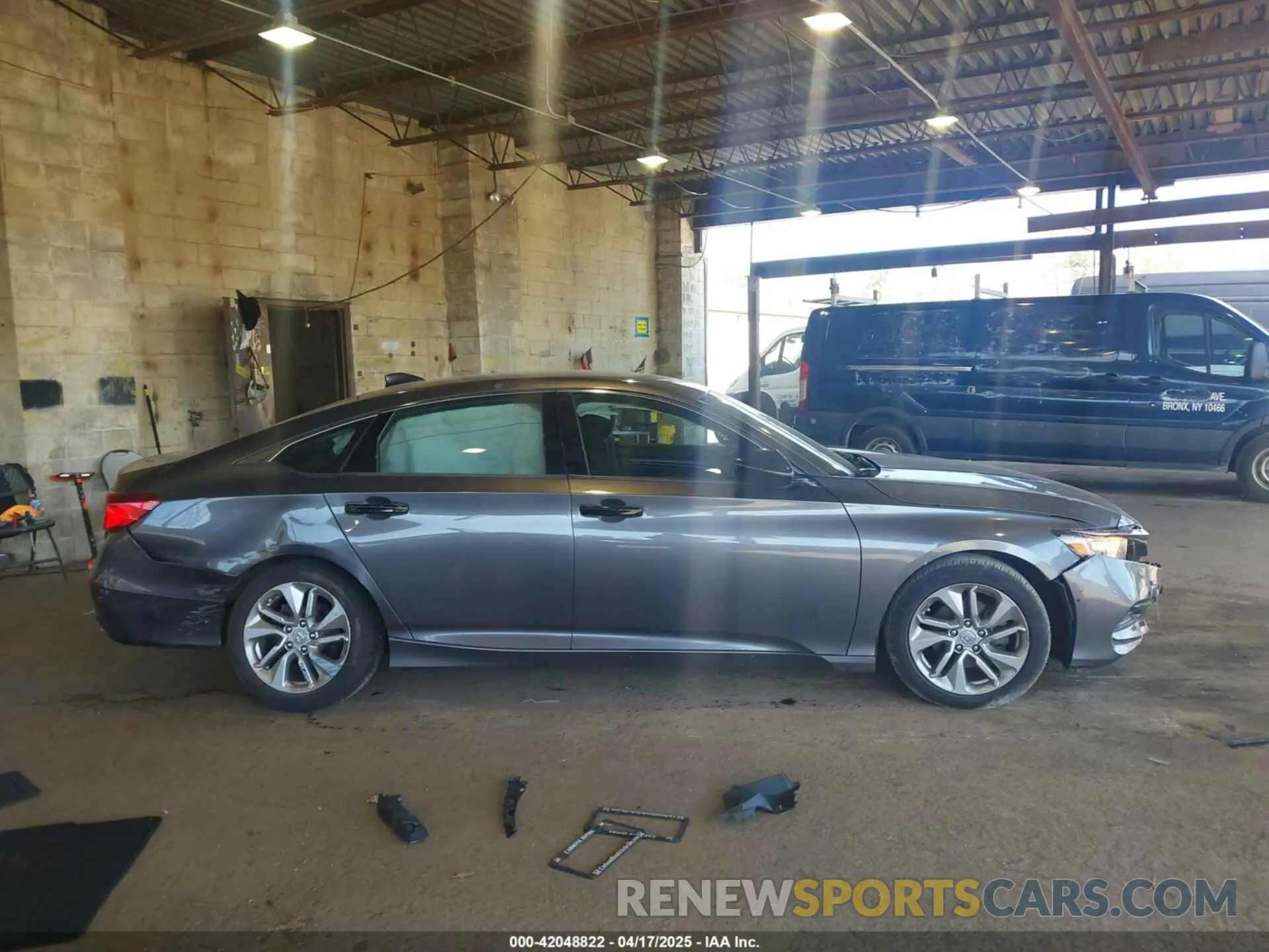 13 fotografías del automóvil dañado 1HGCV1F16KA088622 HONDA ACCORD 2019
