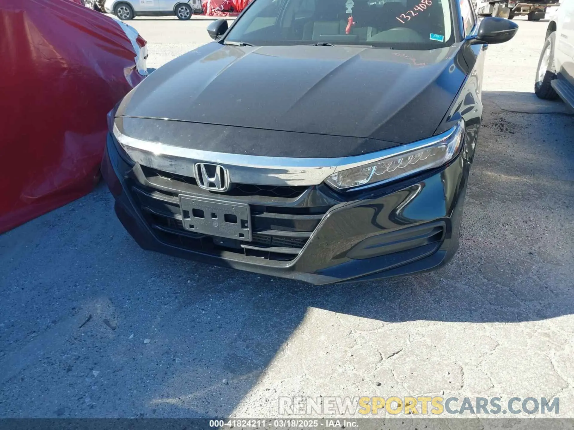 12 fotografías del automóvil dañado 1HGCV1F16KA132408 HONDA ACCORD 2019